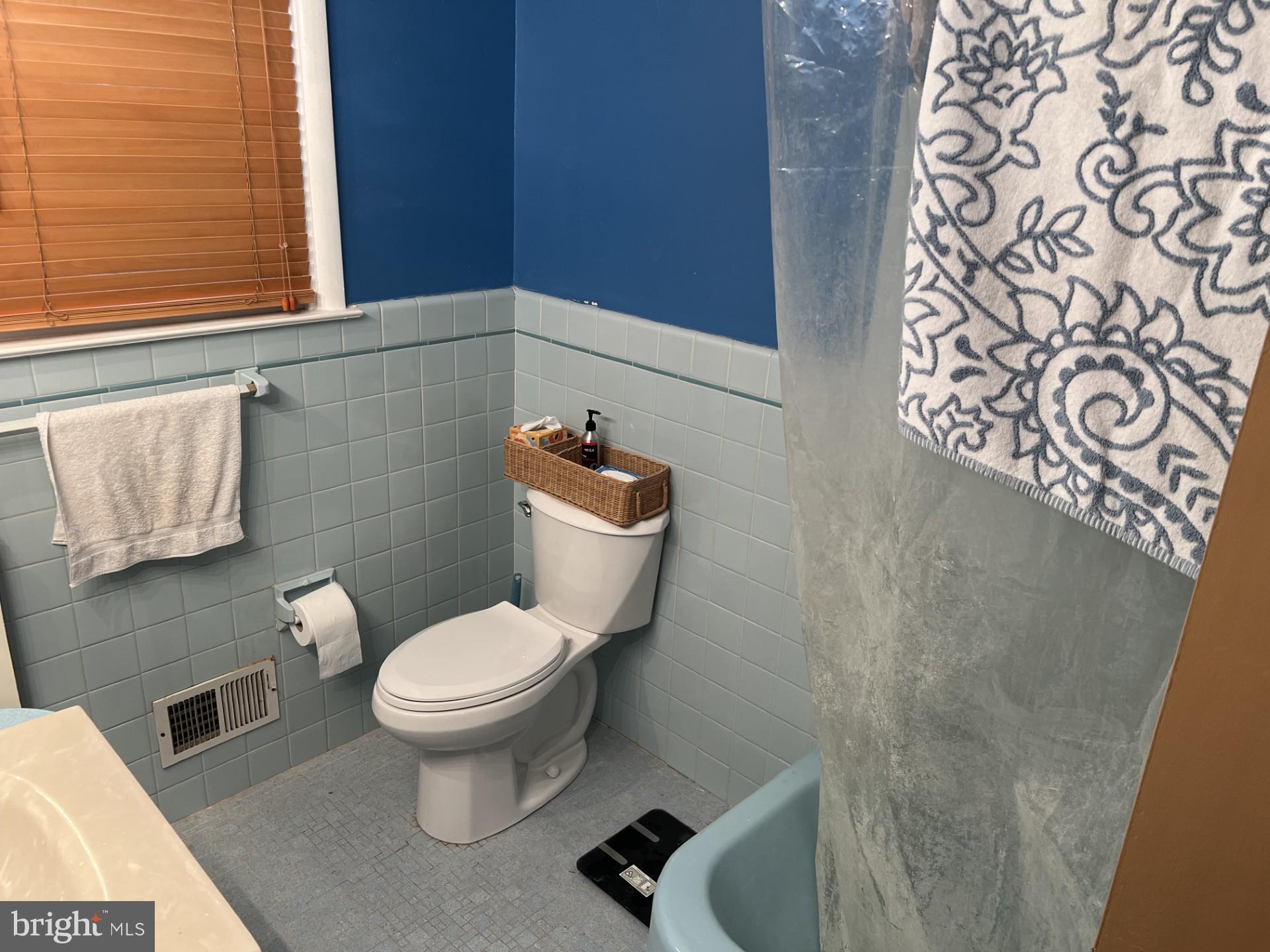 NORTH HILLS - Residential