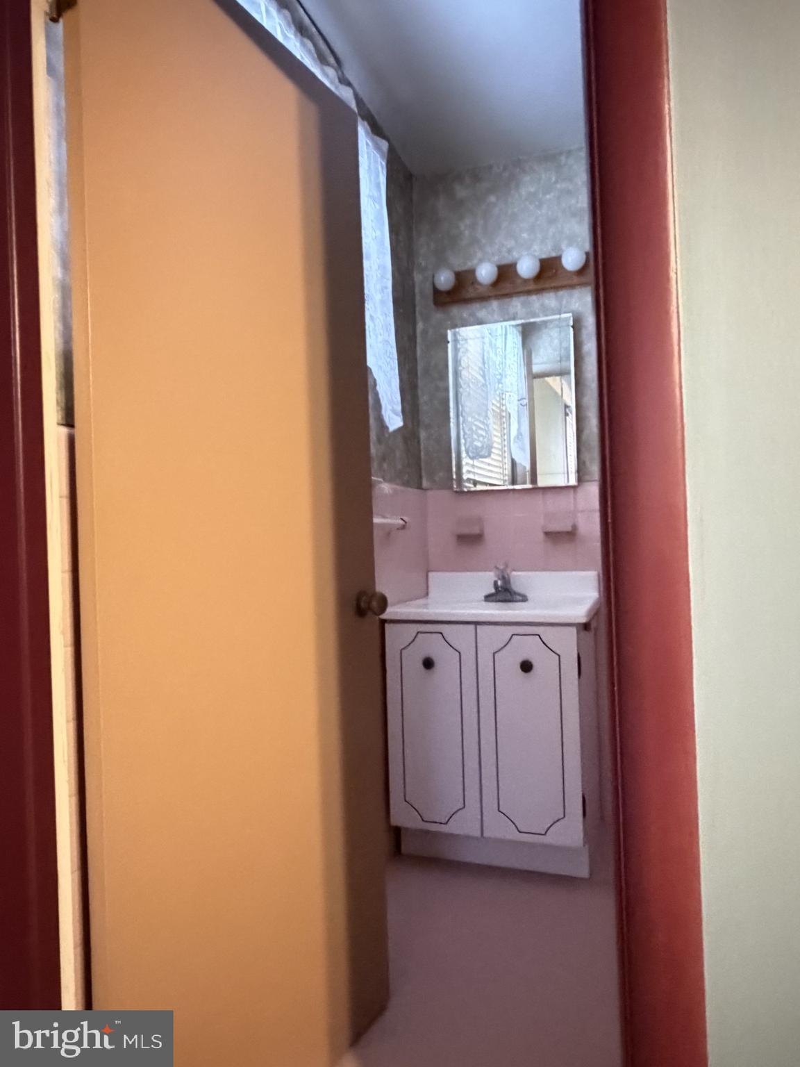 NORTH HILLS - Residential