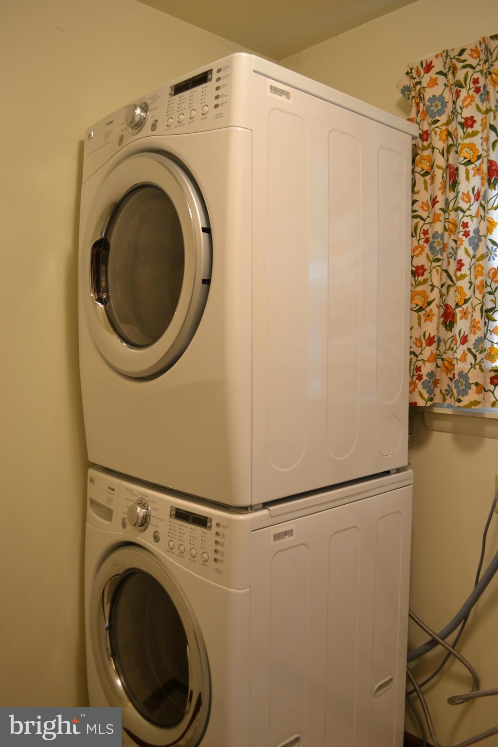 ROSE HILL FARMS - Residential Lease