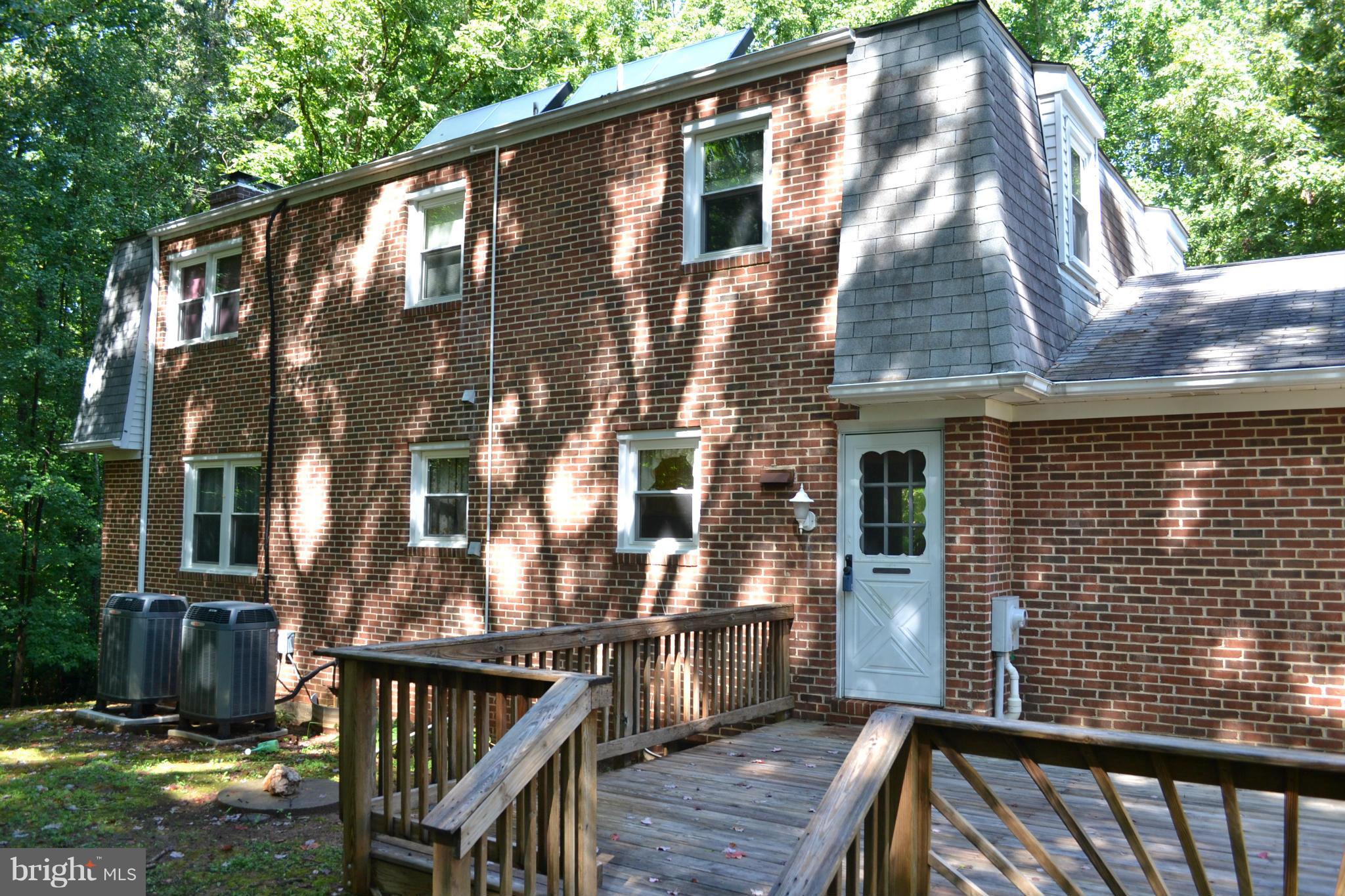 ROSE HILL FARMS - Residential Lease