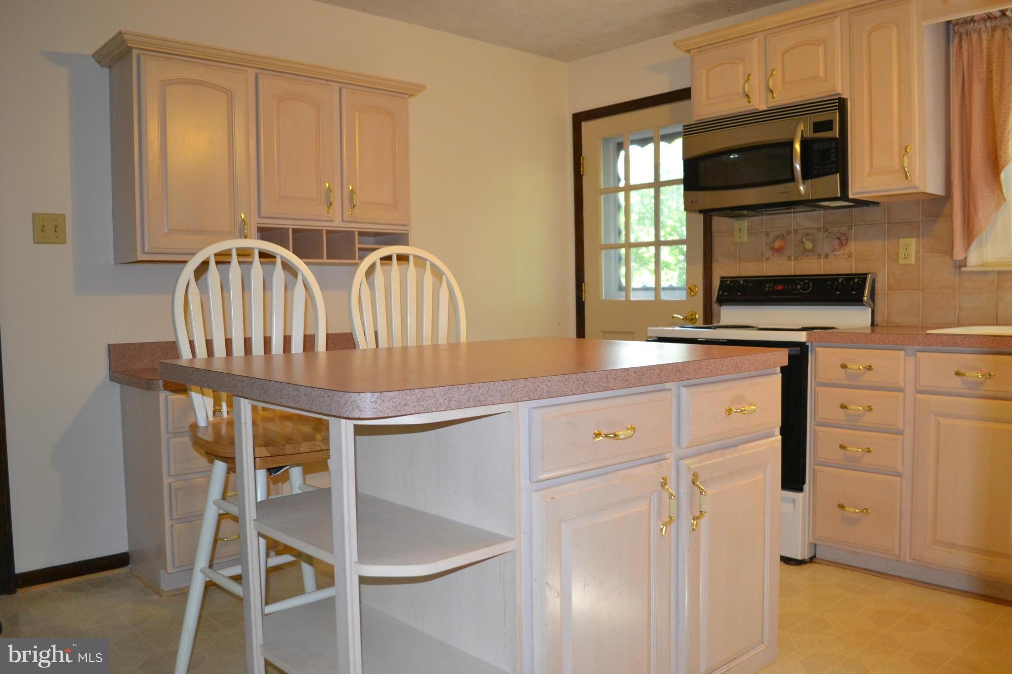 ROSE HILL FARMS - Residential Lease