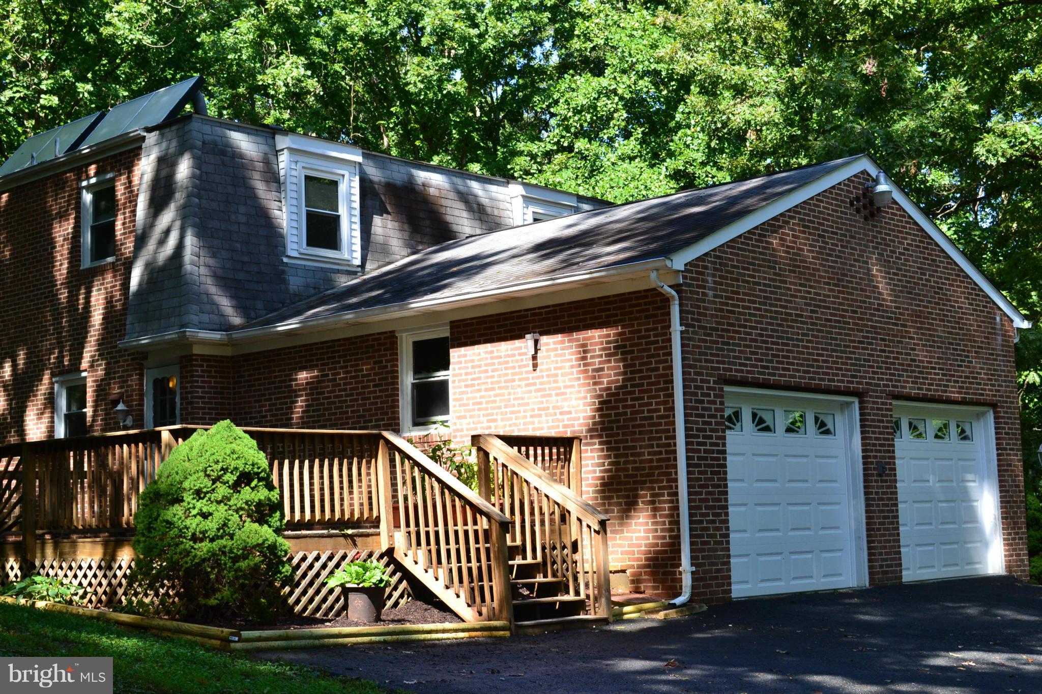 ROSE HILL FARMS - Residential Lease