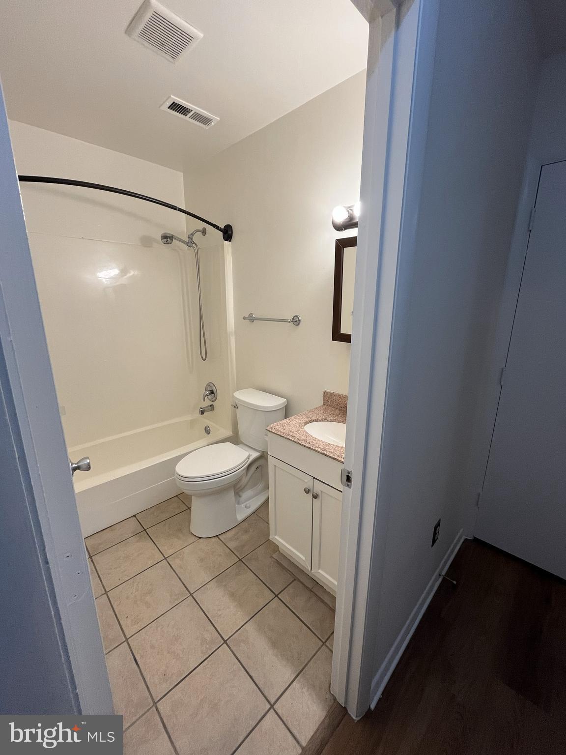 CARROLLTON - Residential Lease