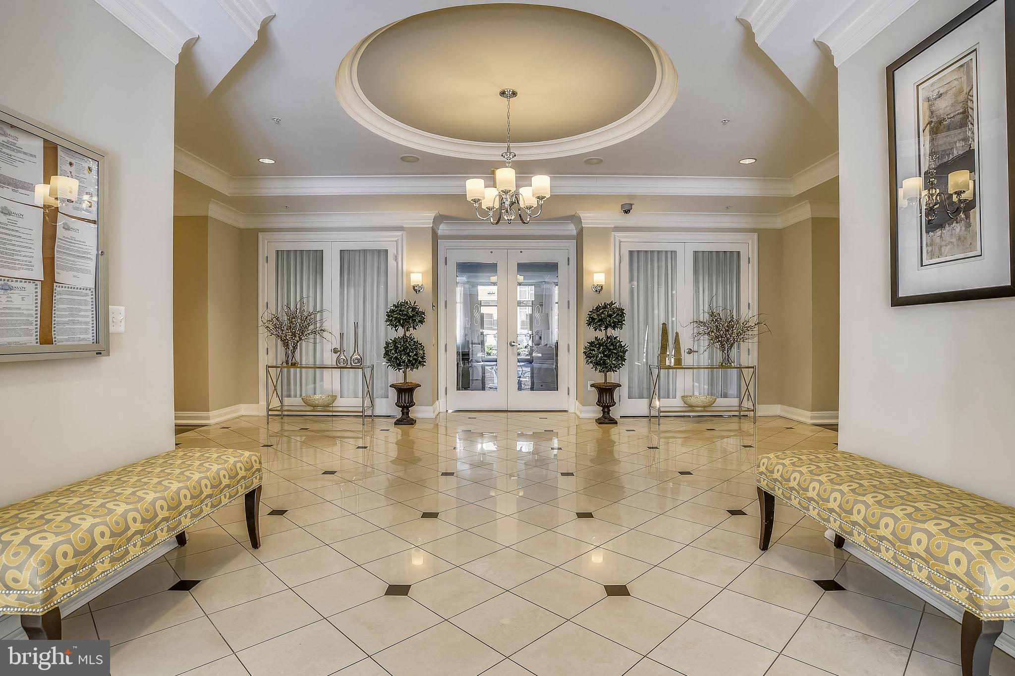 SAVOY AT RESTON TOWN CENTER - Residential