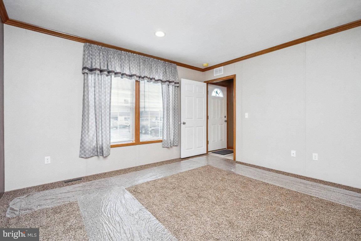 FOUR WAY MANOR - Residential