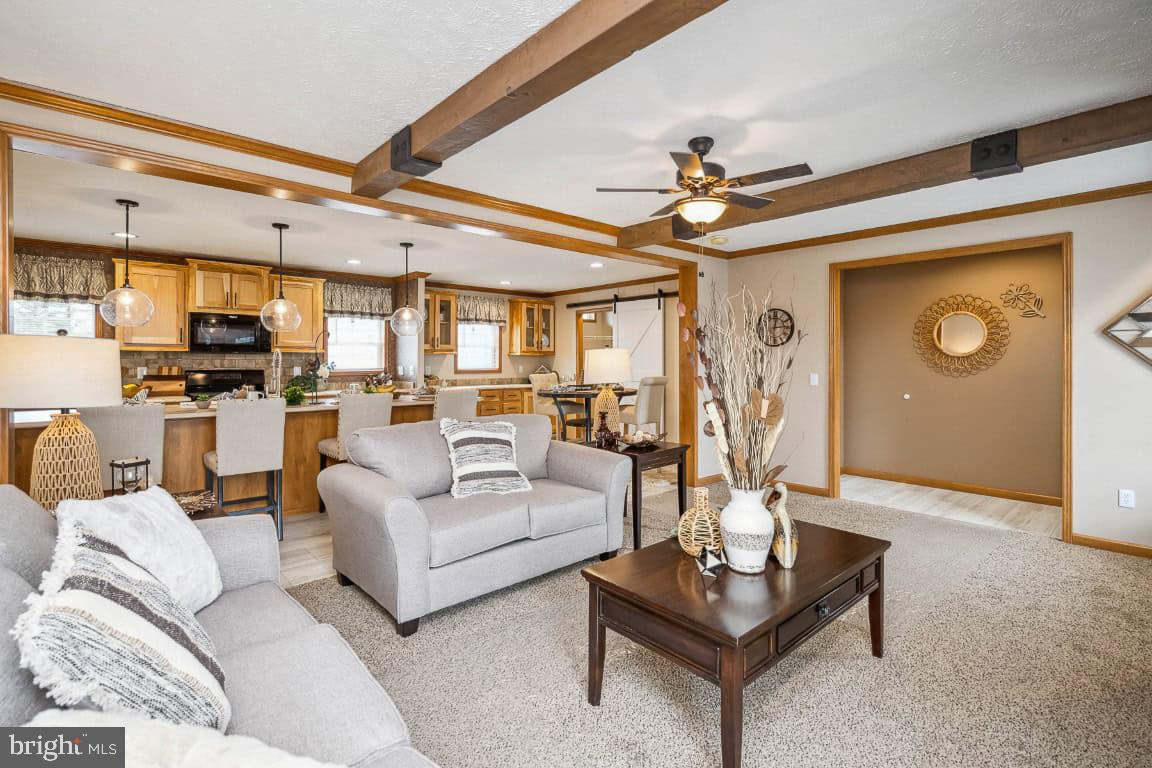 FOUR WAY MANOR - Residential