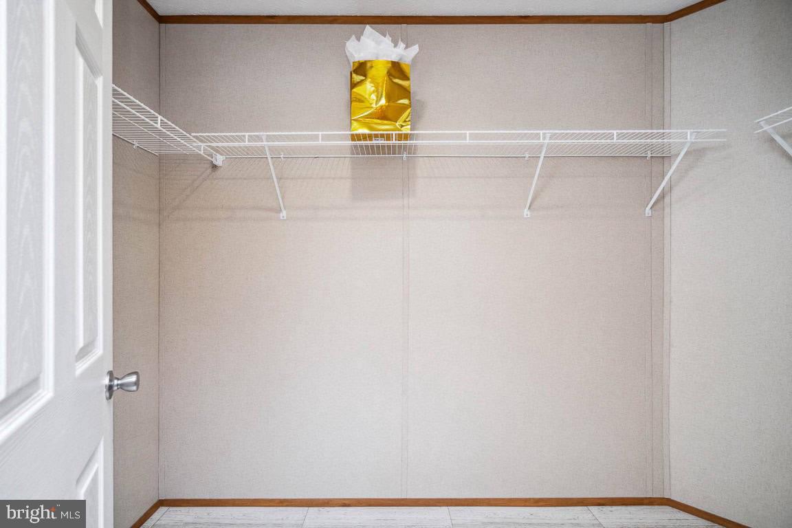 FOUR WAY MANOR - Residential