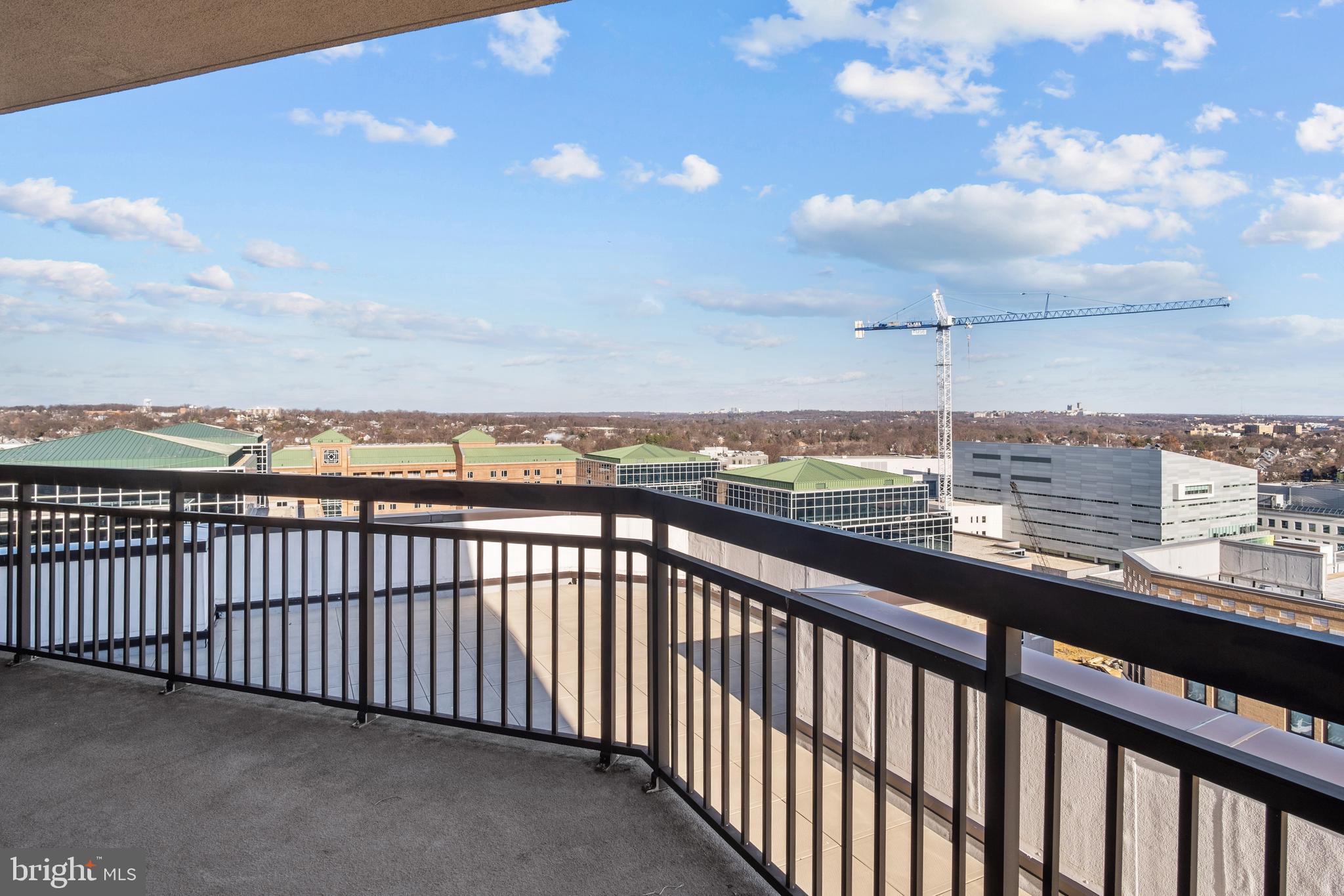 VIRGINIA SQUARE - Residential Lease