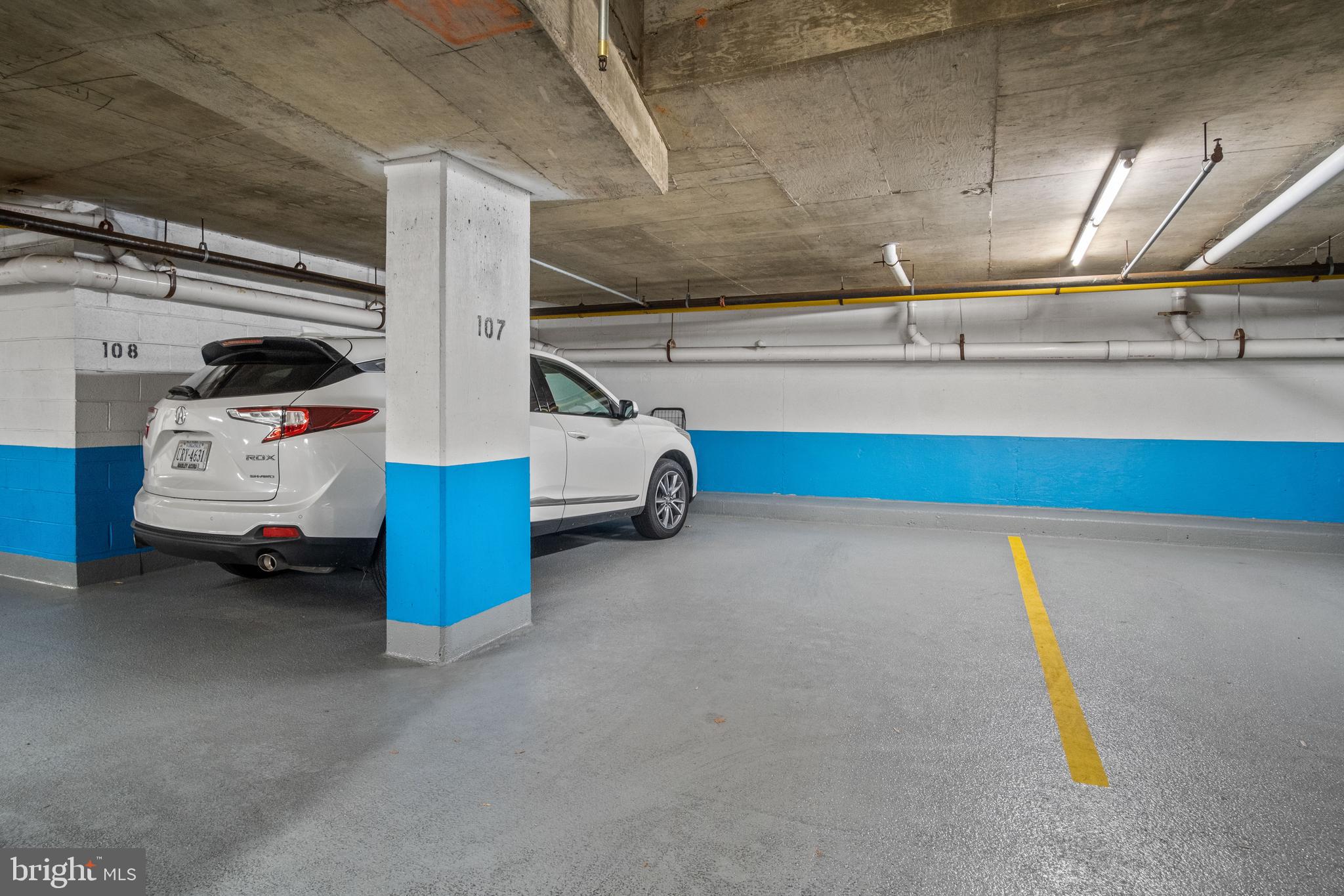 VIRGINIA SQUARE - Residential Lease