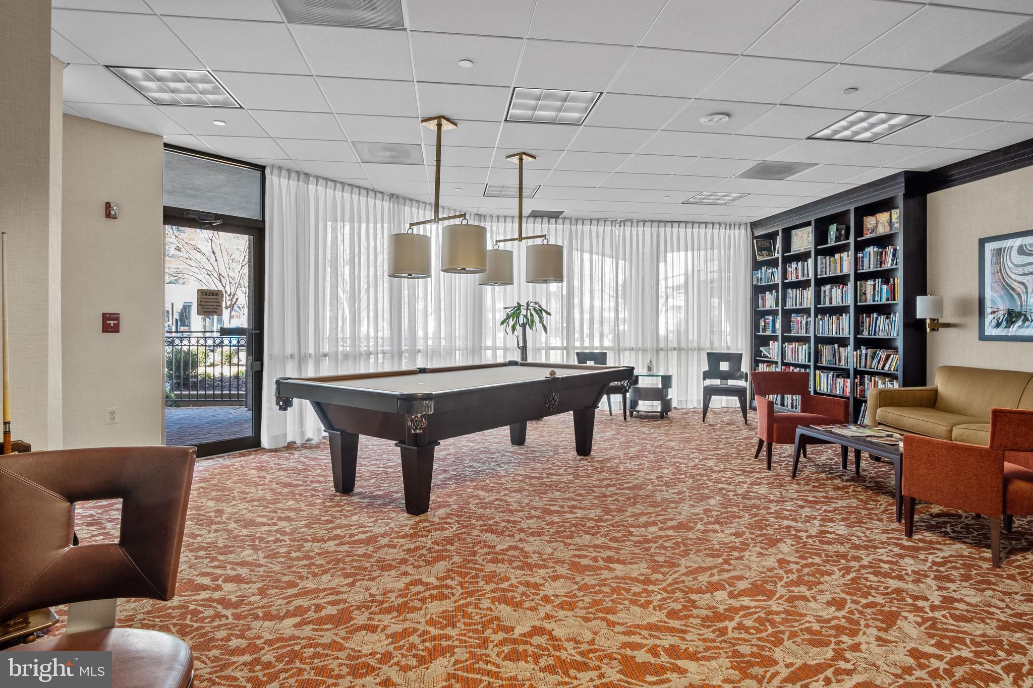 VIRGINIA SQUARE - Residential Lease