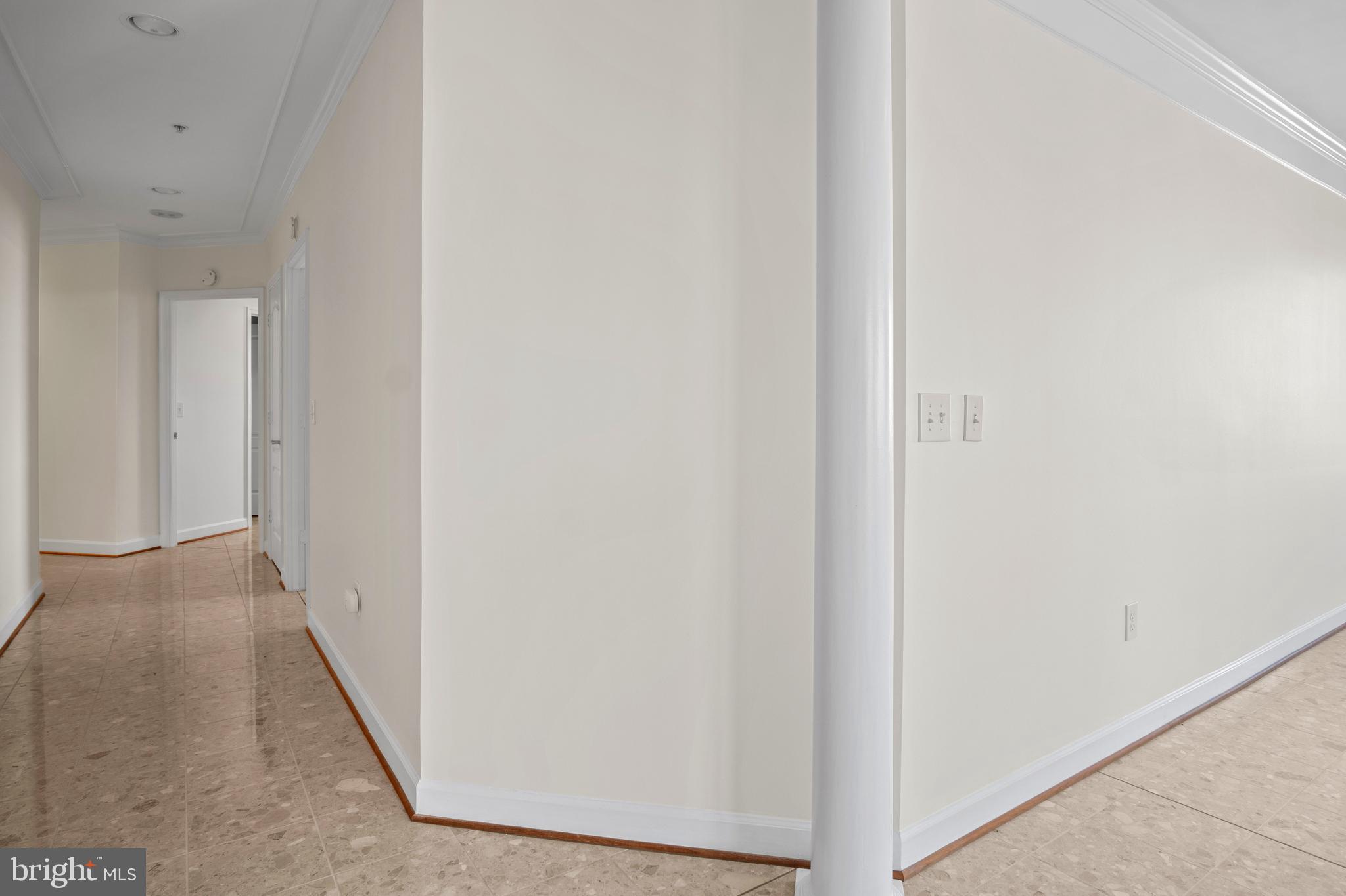 VIRGINIA SQUARE - Residential Lease