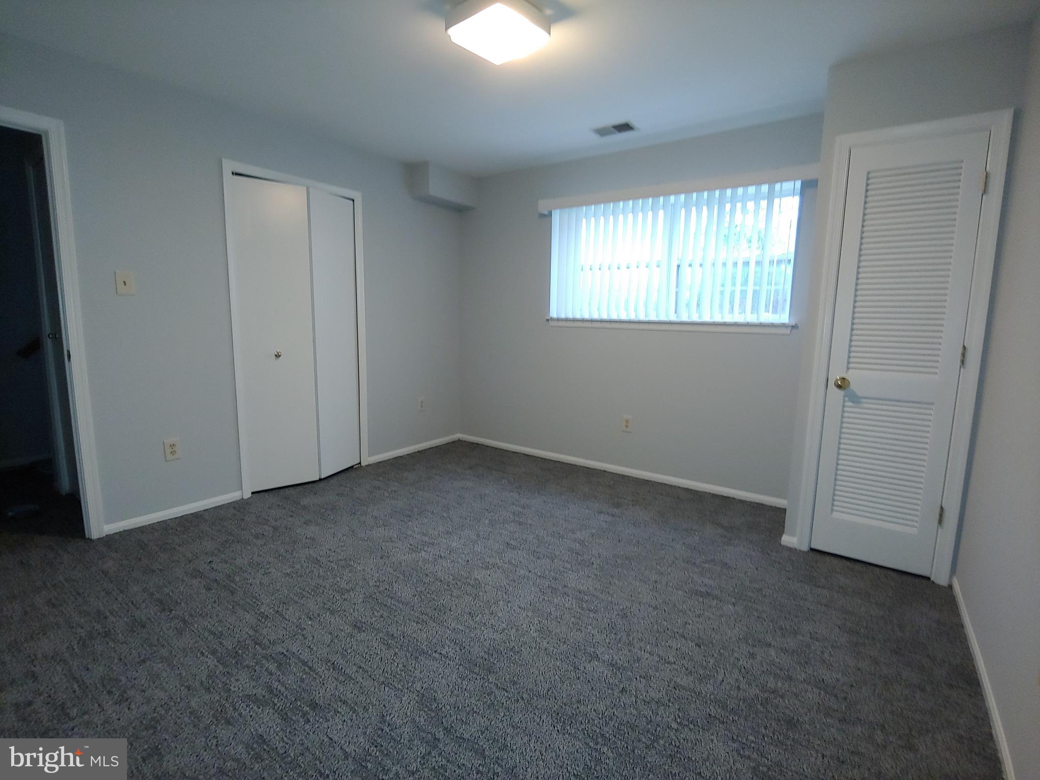 PINEY ORCHARD - Residential Lease