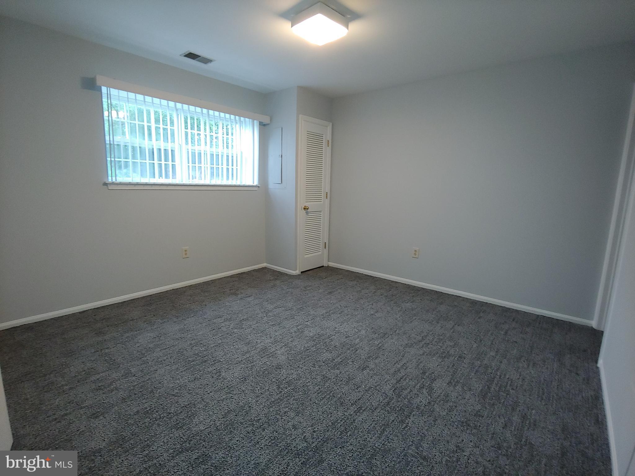 PINEY ORCHARD - Residential Lease