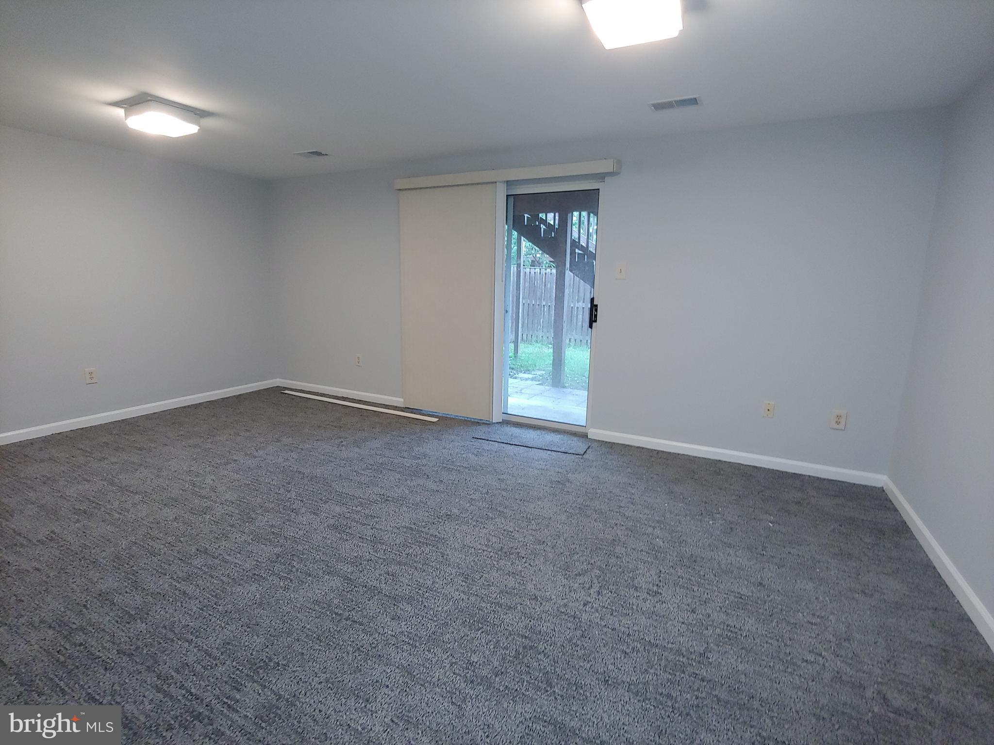 PINEY ORCHARD - Residential Lease