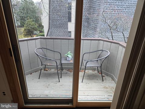 25 S CHURCH ROAD #036 MAPLE SHADE NJ 08052