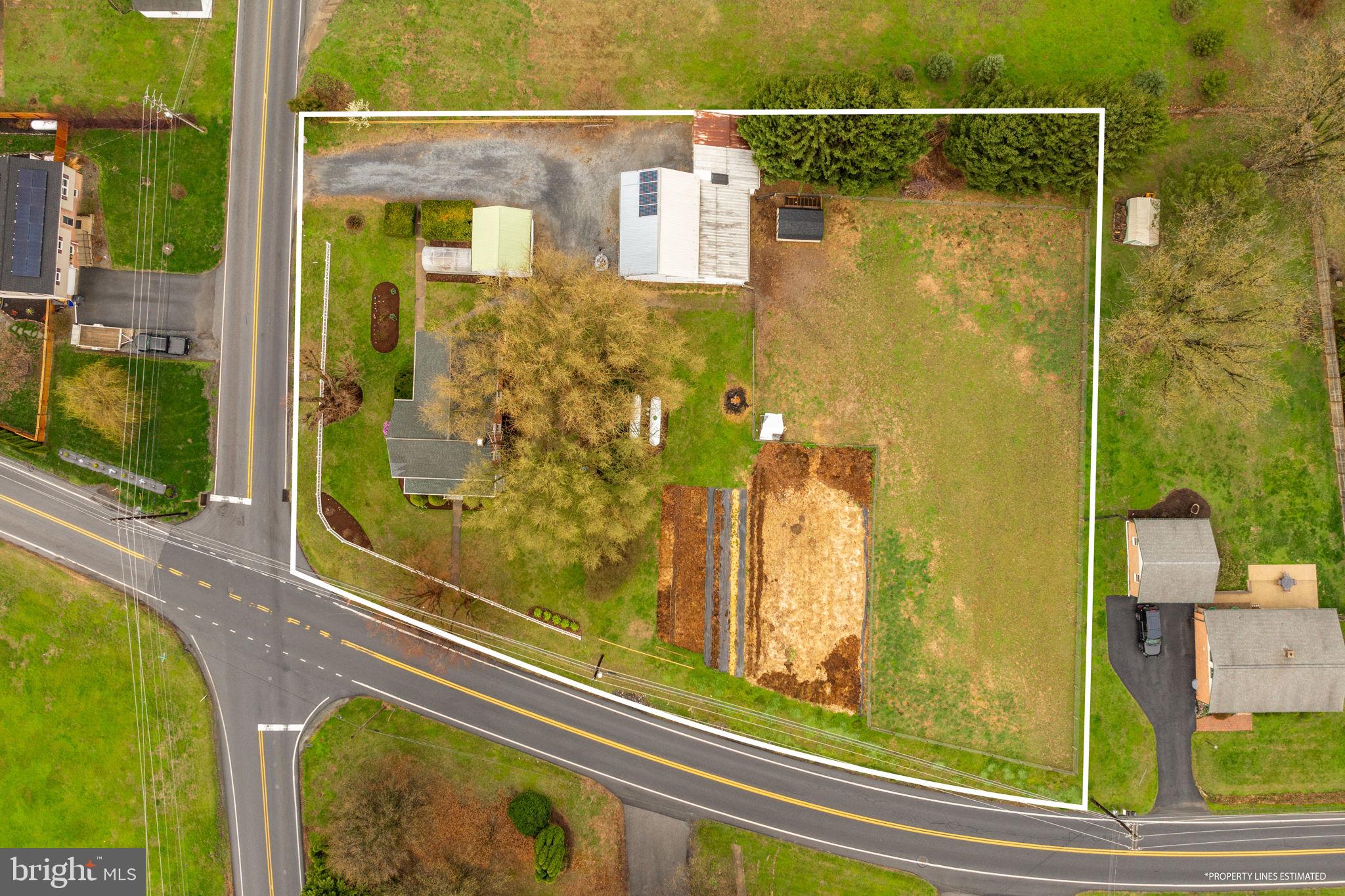 858 MILLWOOD ROAD