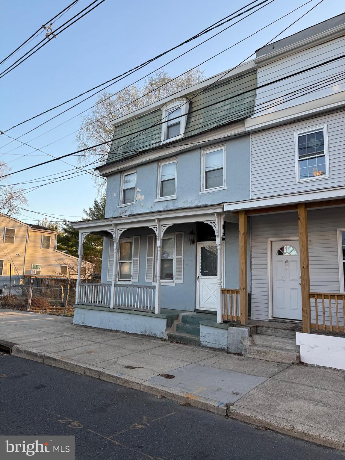 526 YORK STREET