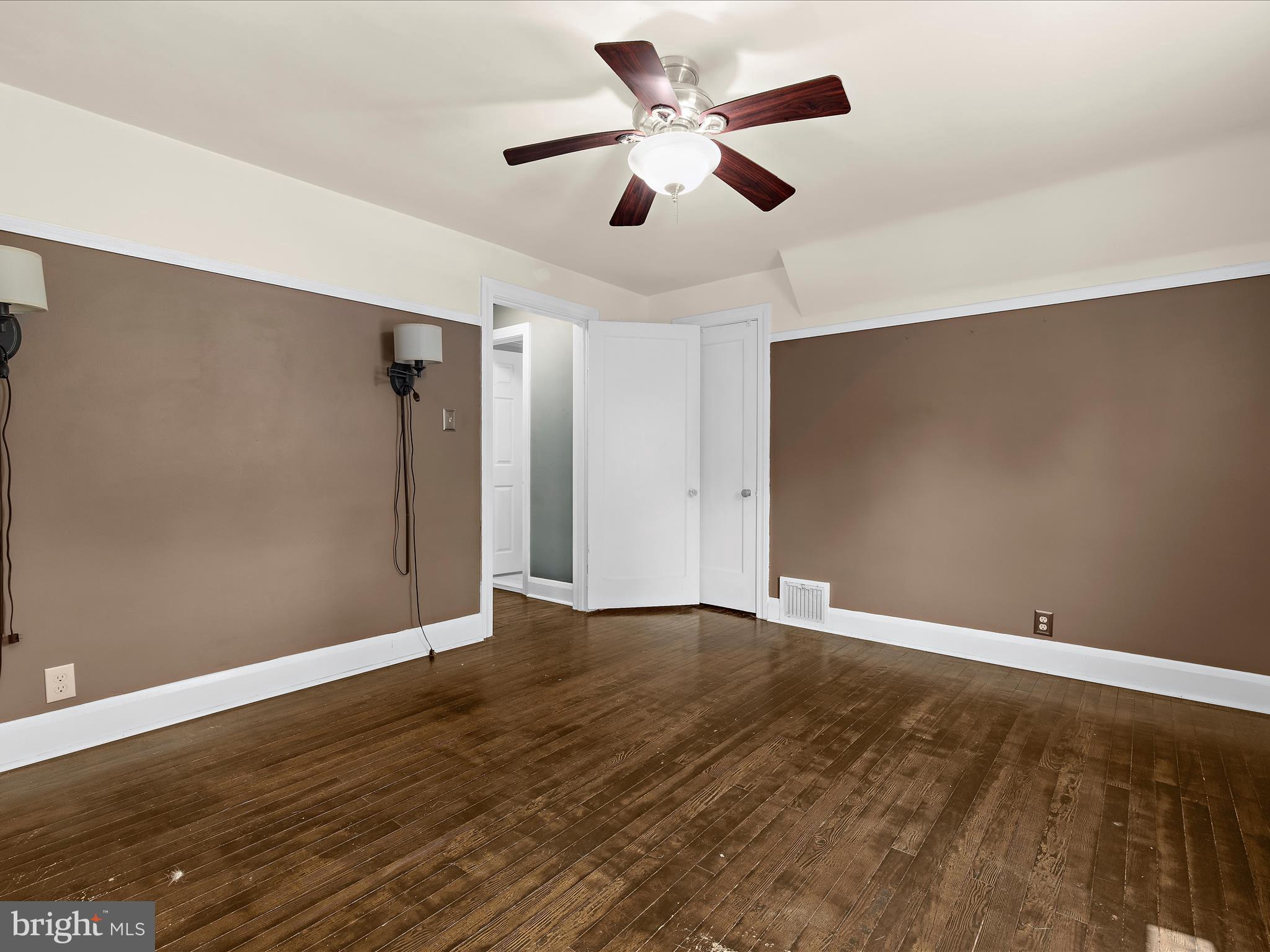 REGULARS - Residential