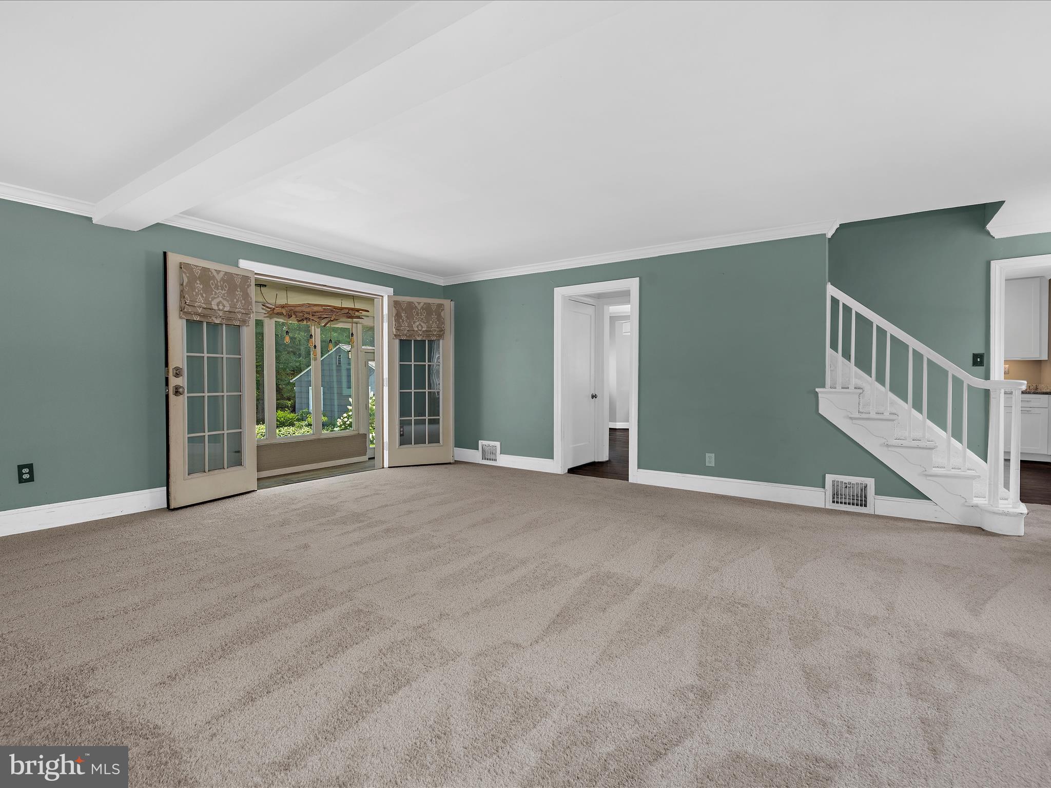 REGULARS - Residential