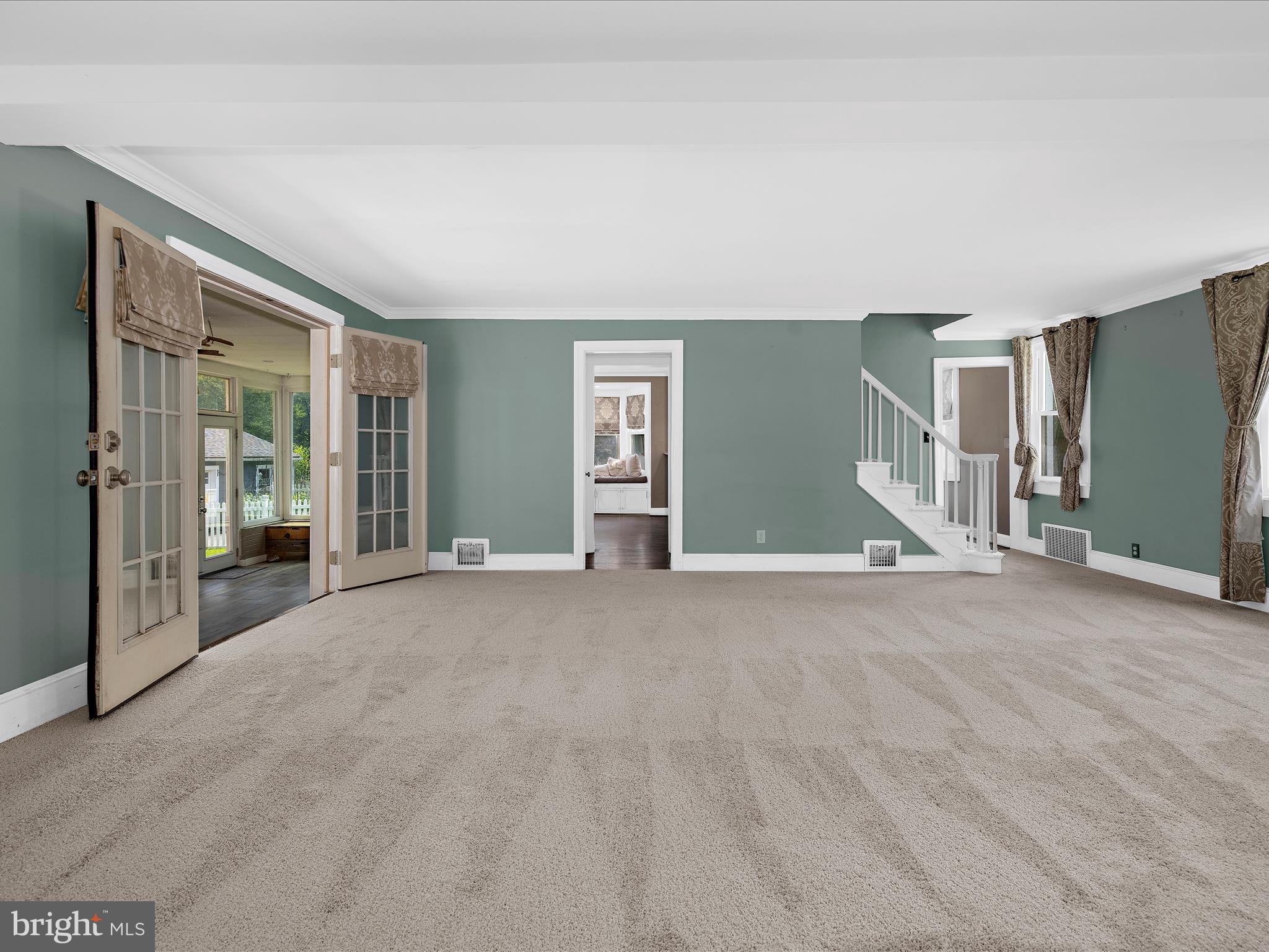 REGULARS - Residential