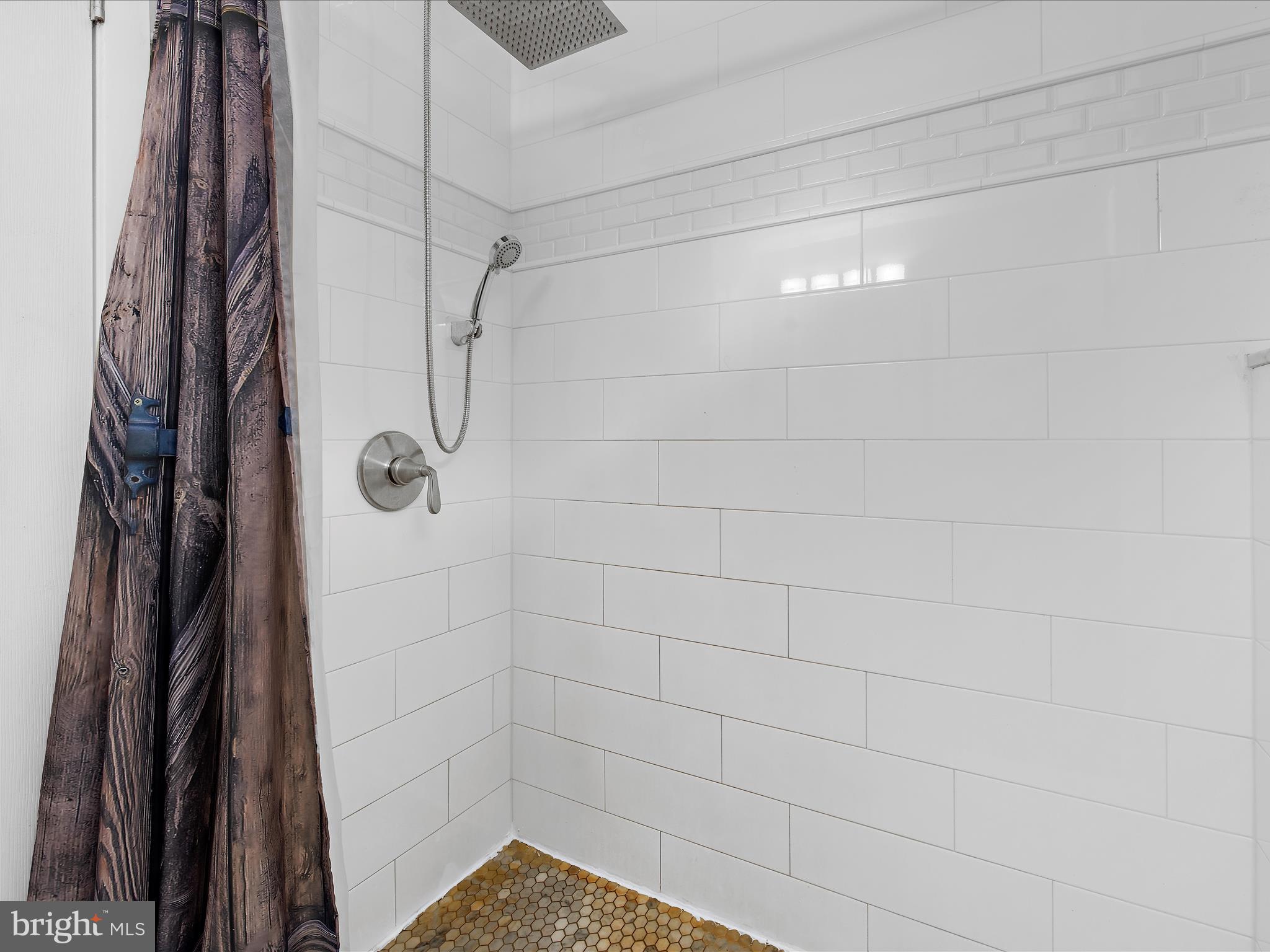 REGULARS - Residential