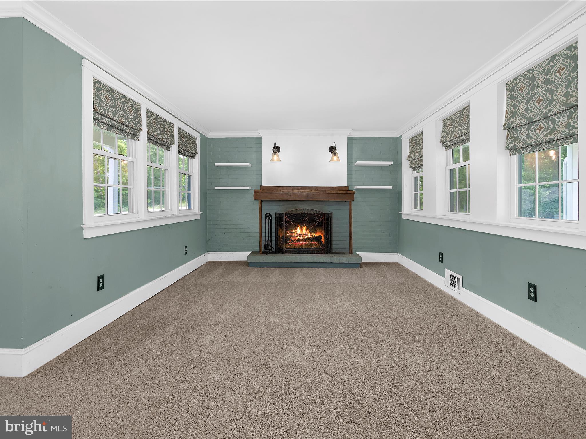 REGULARS - Residential