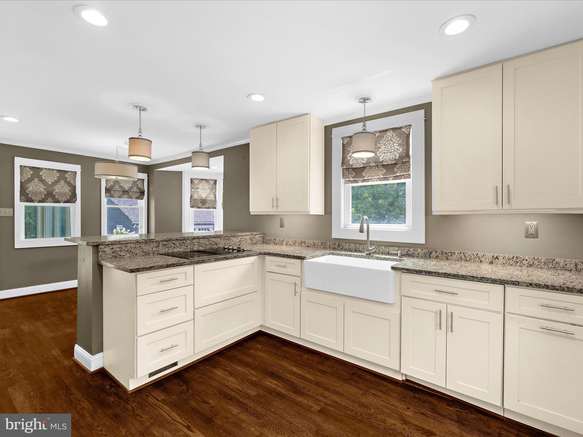 REGULARS - Residential