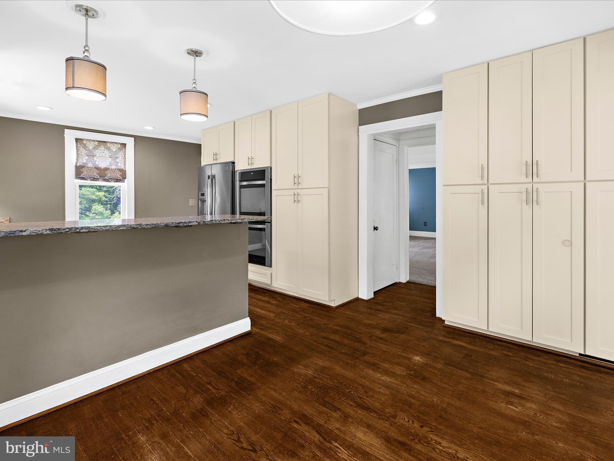 REGULARS - Residential