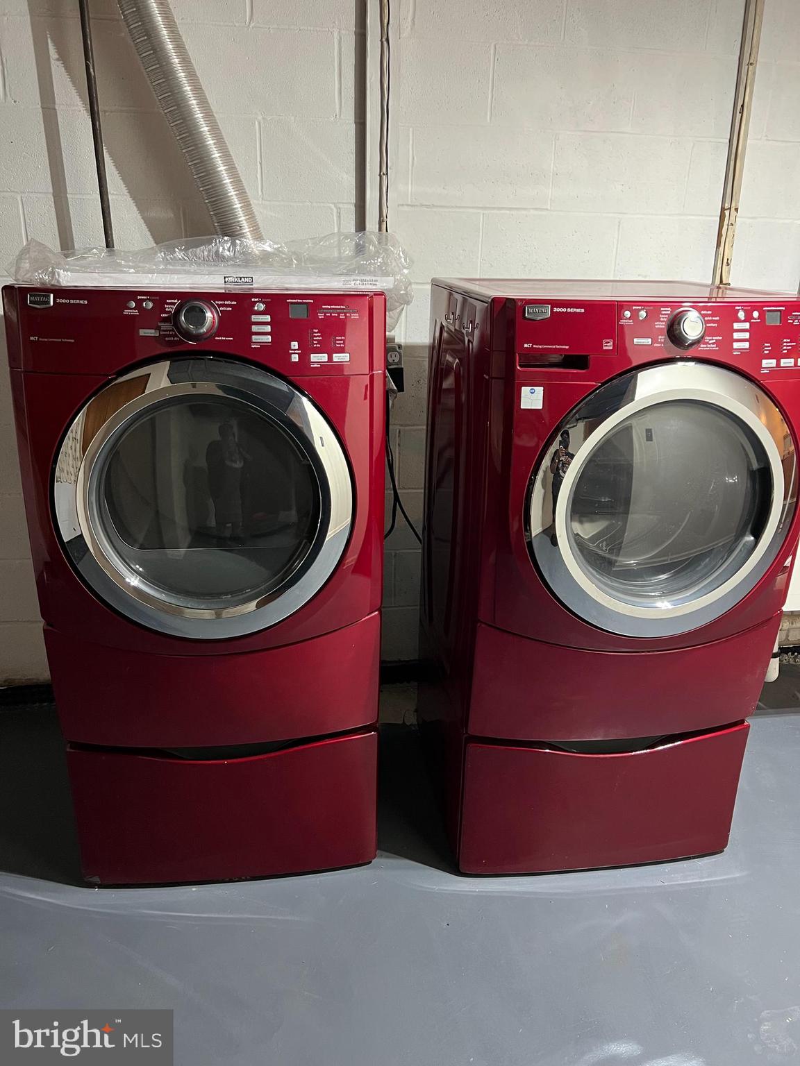 WOODBERRY FOREST - Residential