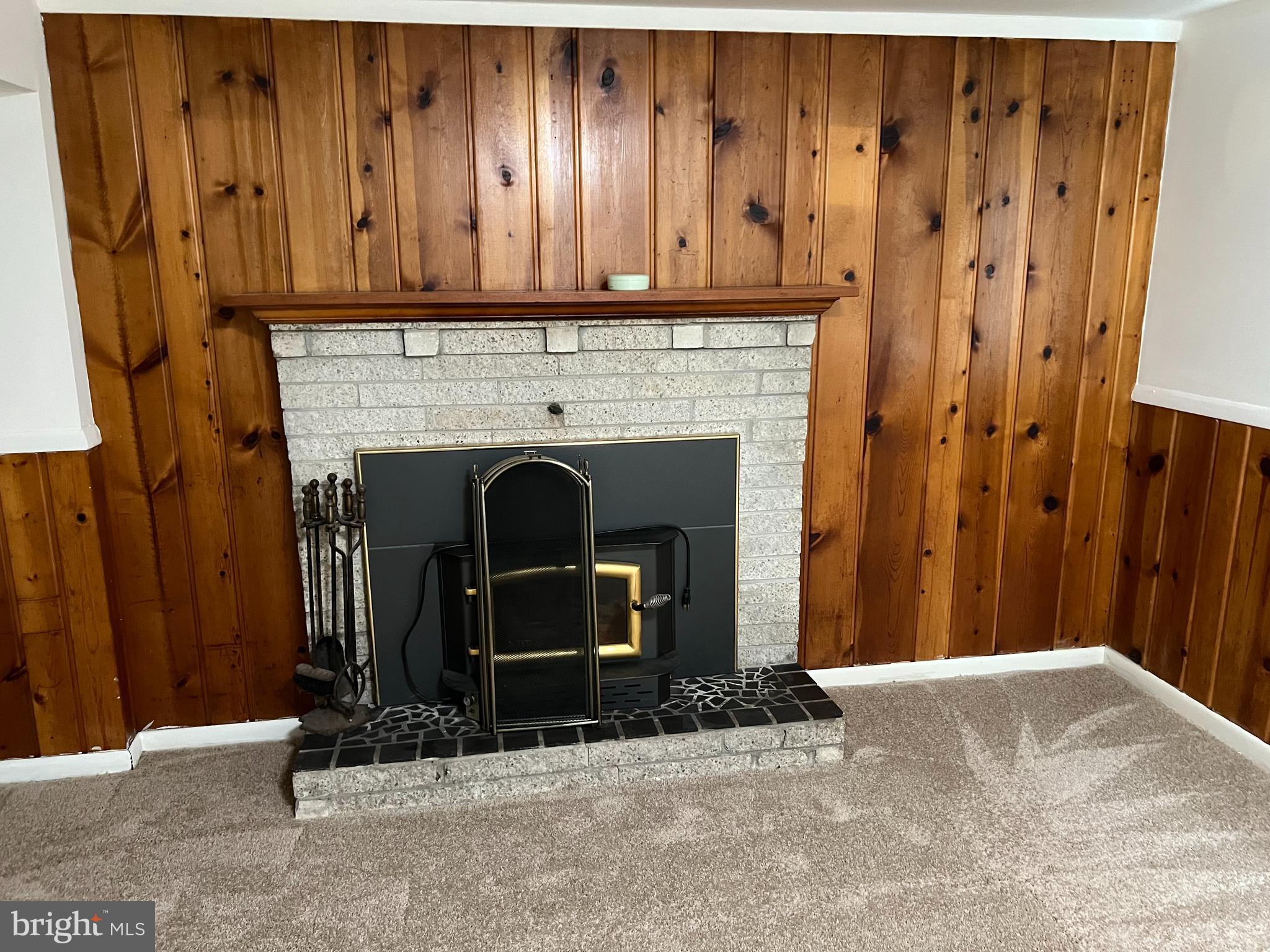 WOODBERRY FOREST - Residential