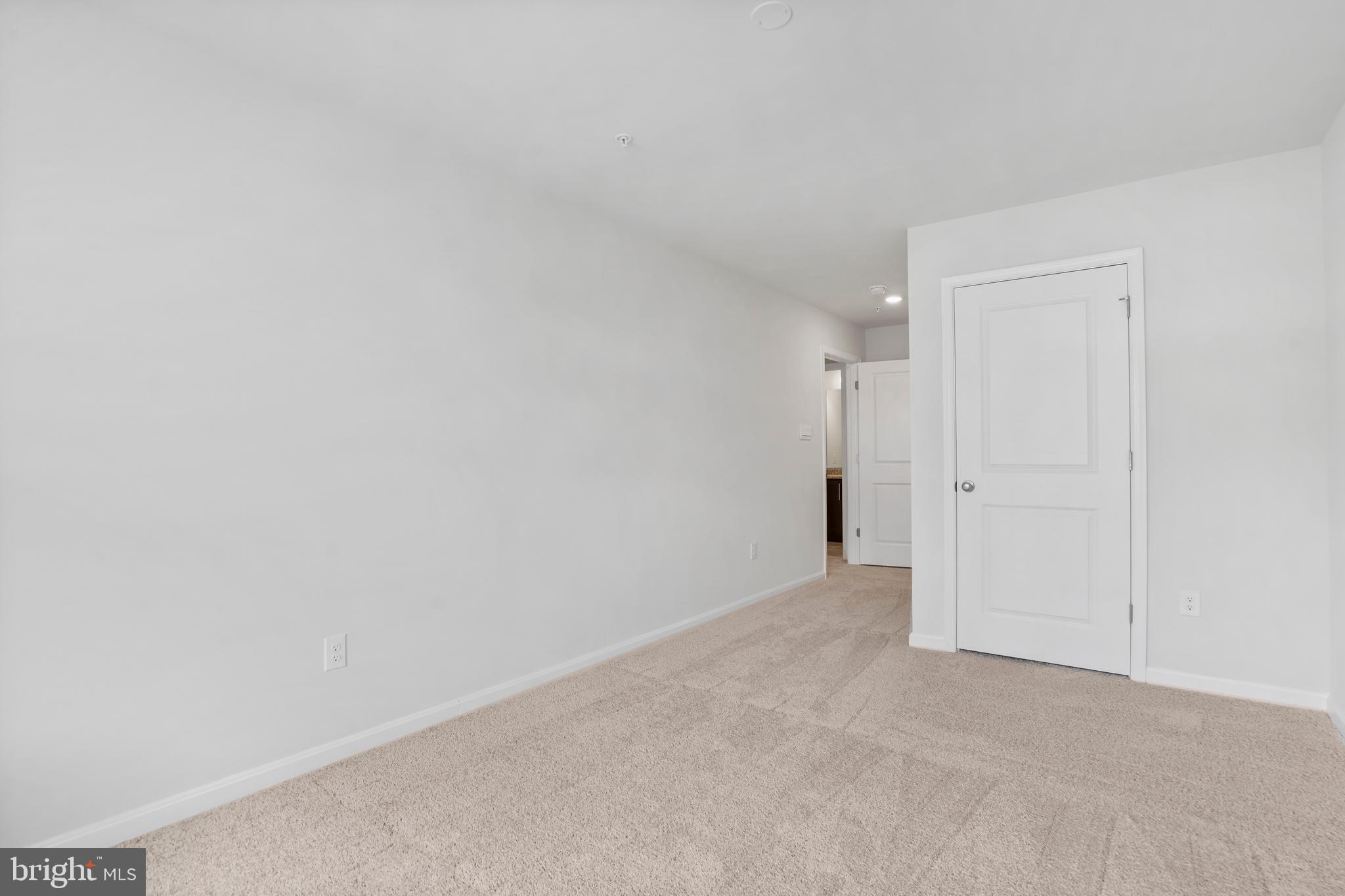 RENN QUARTER - Residential Lease