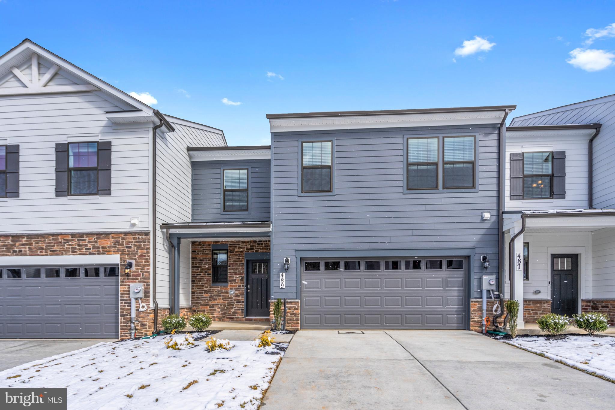 RENN QUARTER - Residential Lease