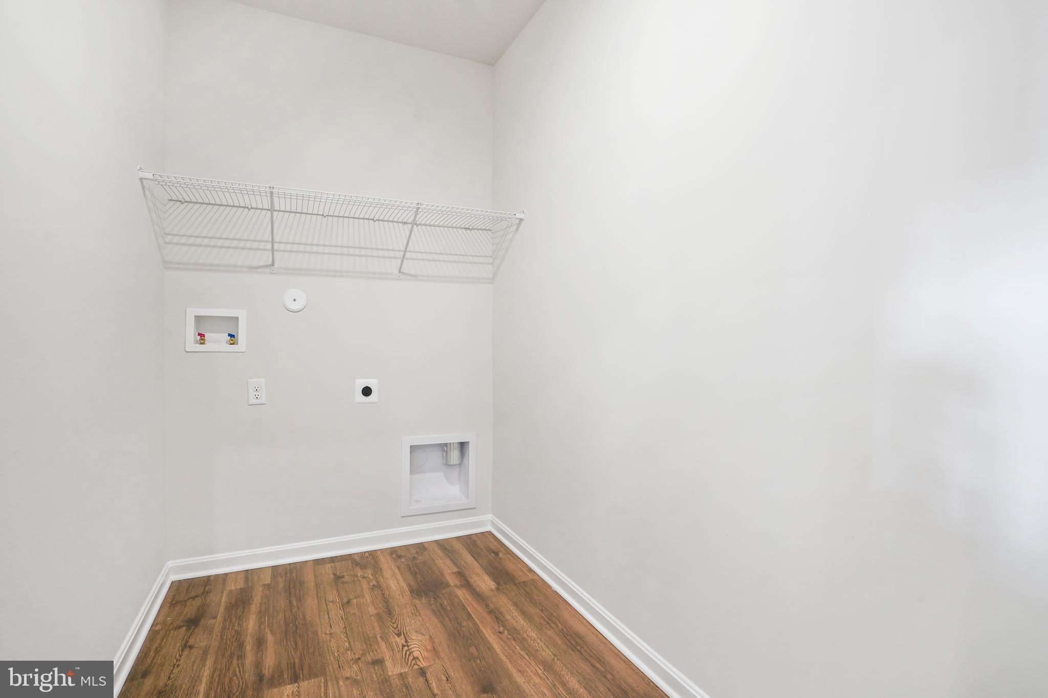 RENN QUARTER - Residential Lease