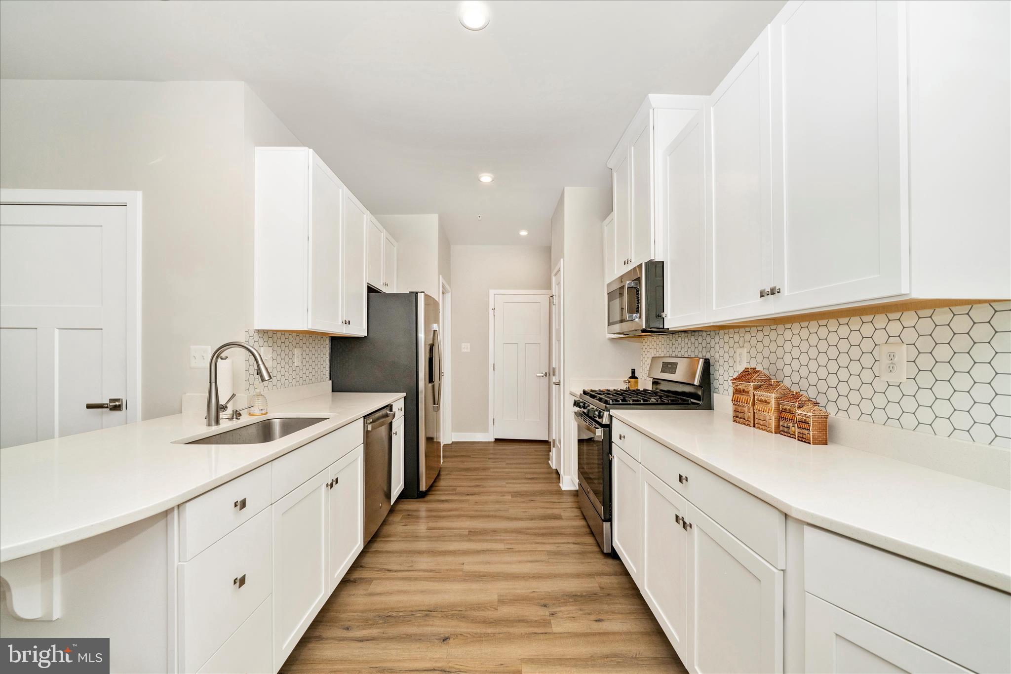 BALLENGER RUN - Residential