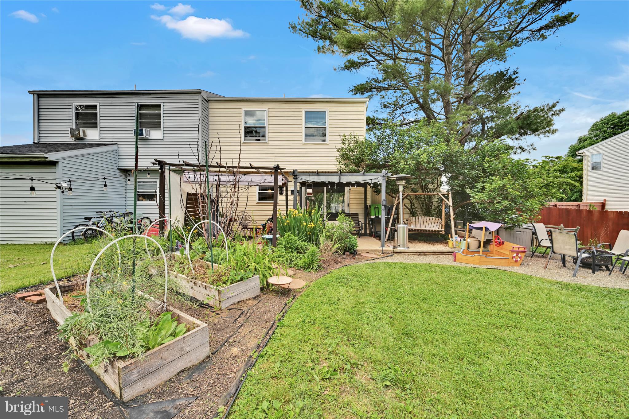GEORGETOWN HILLS - Residential