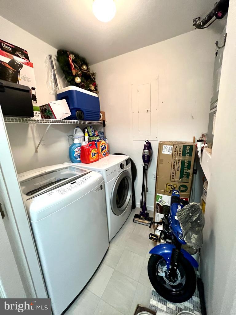 BULL RUN CONDO - Residential