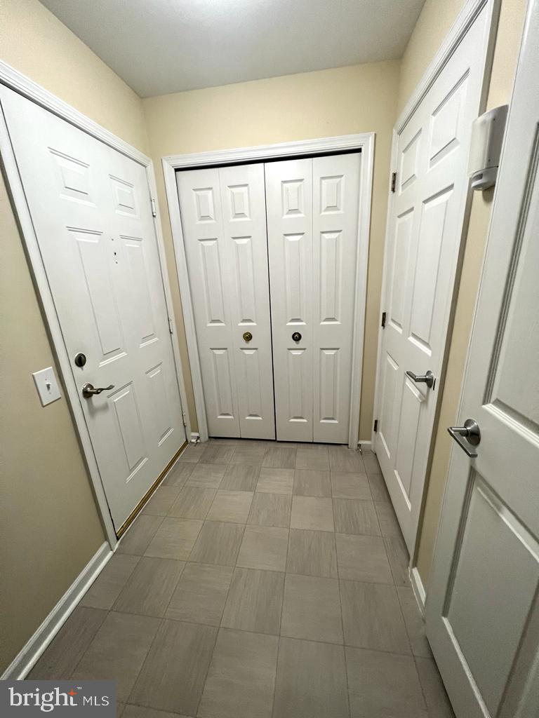 BULL RUN CONDO - Residential