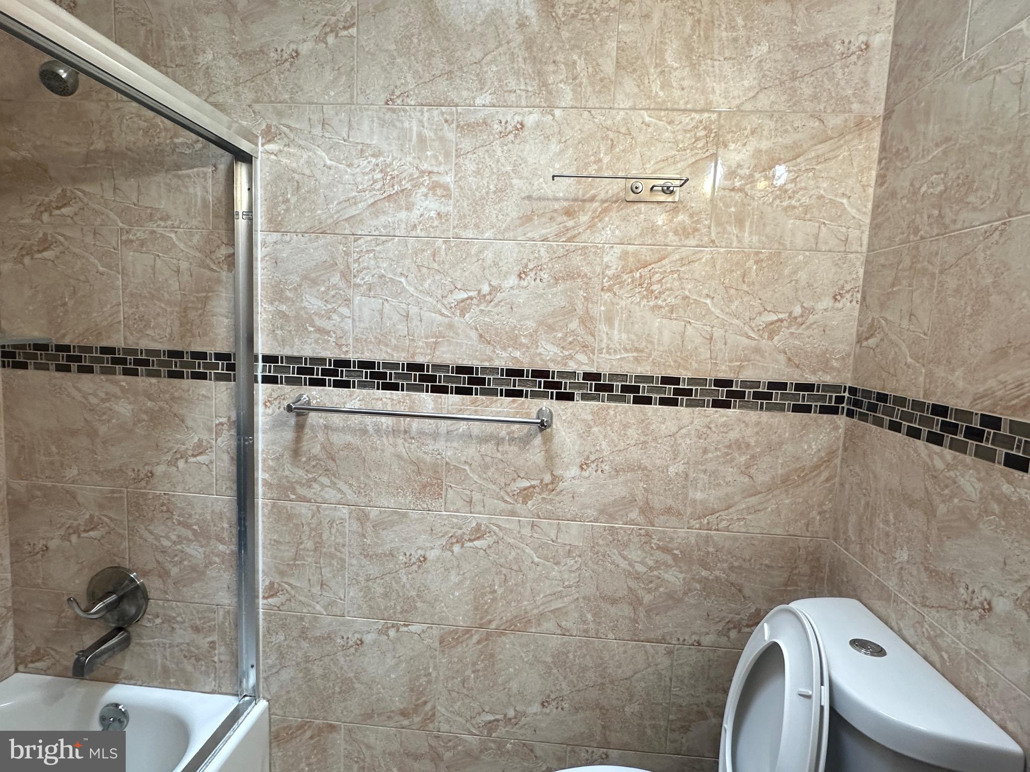 HOLME CIRCLE - Residential