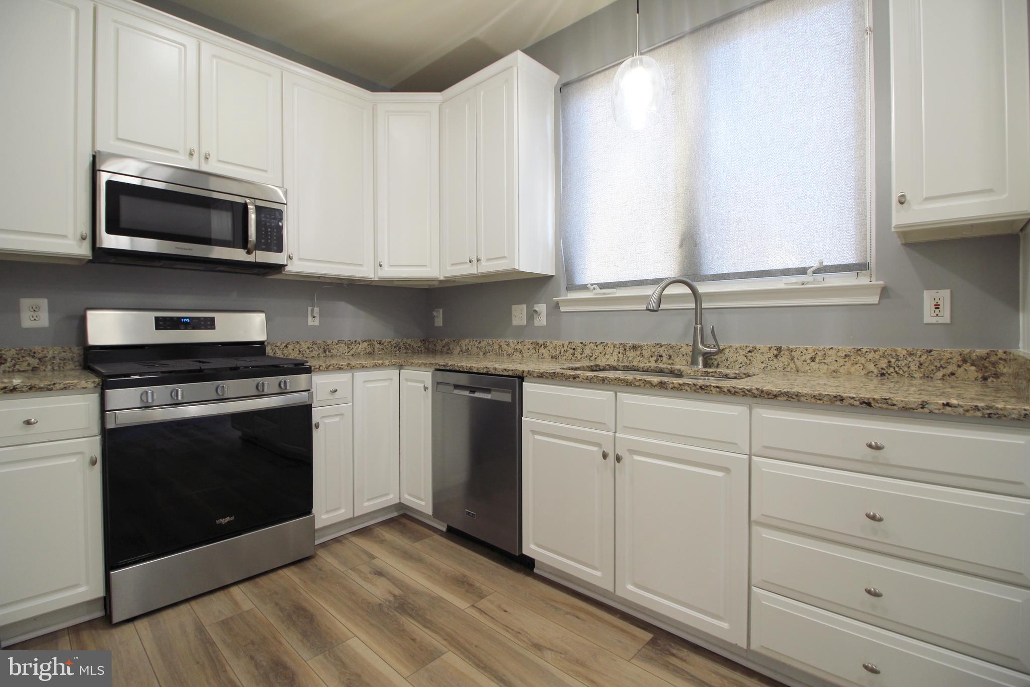 FARMWELL HUNT - Residential Lease