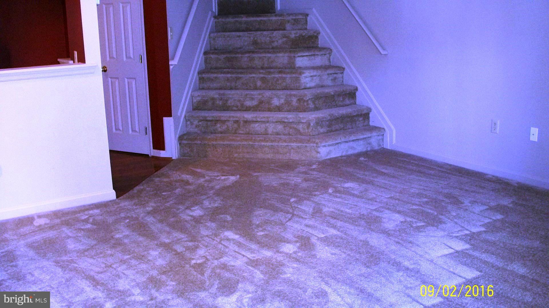 SEVEN OAKS - Residential Lease