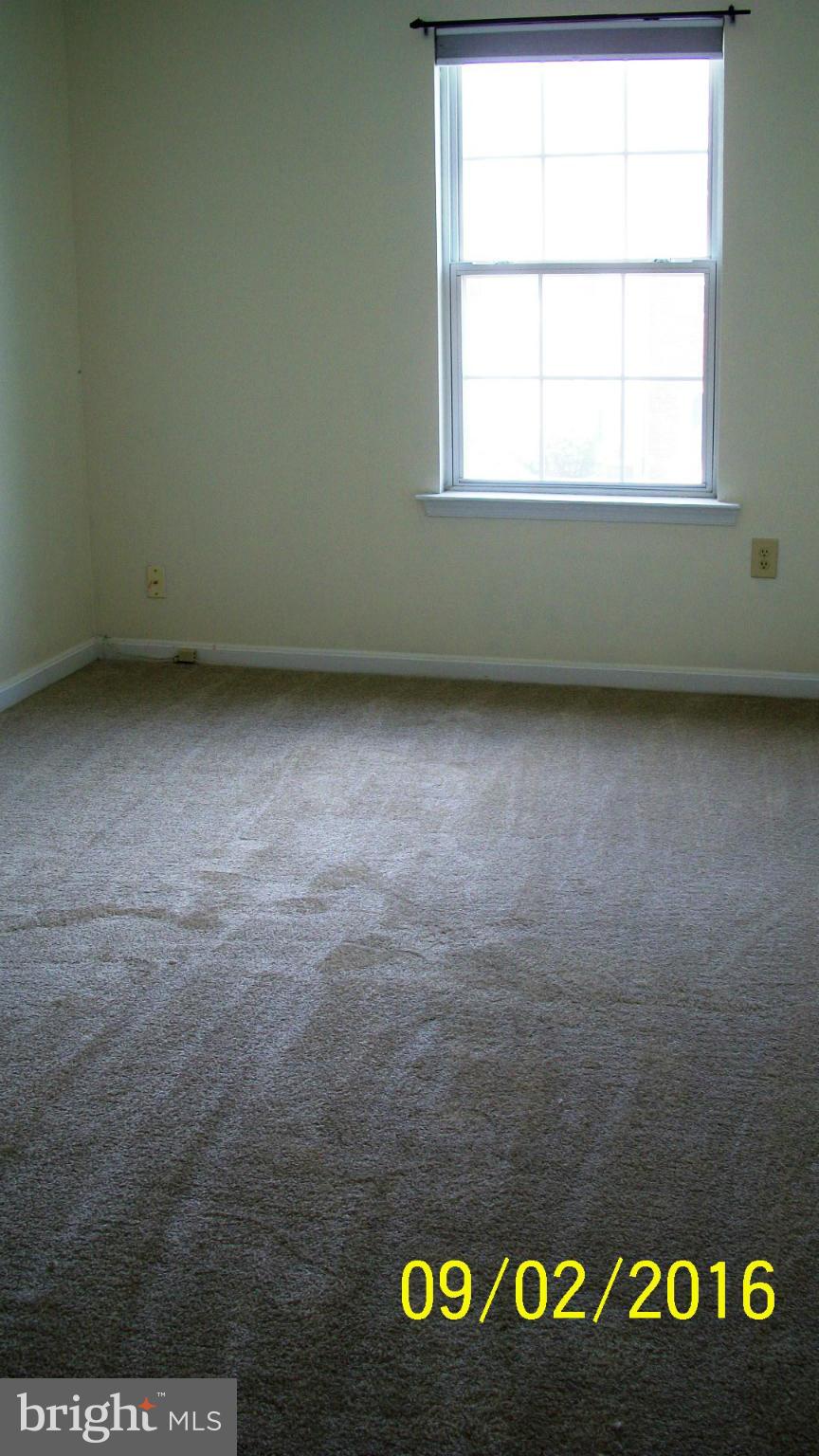 SEVEN OAKS - Residential Lease