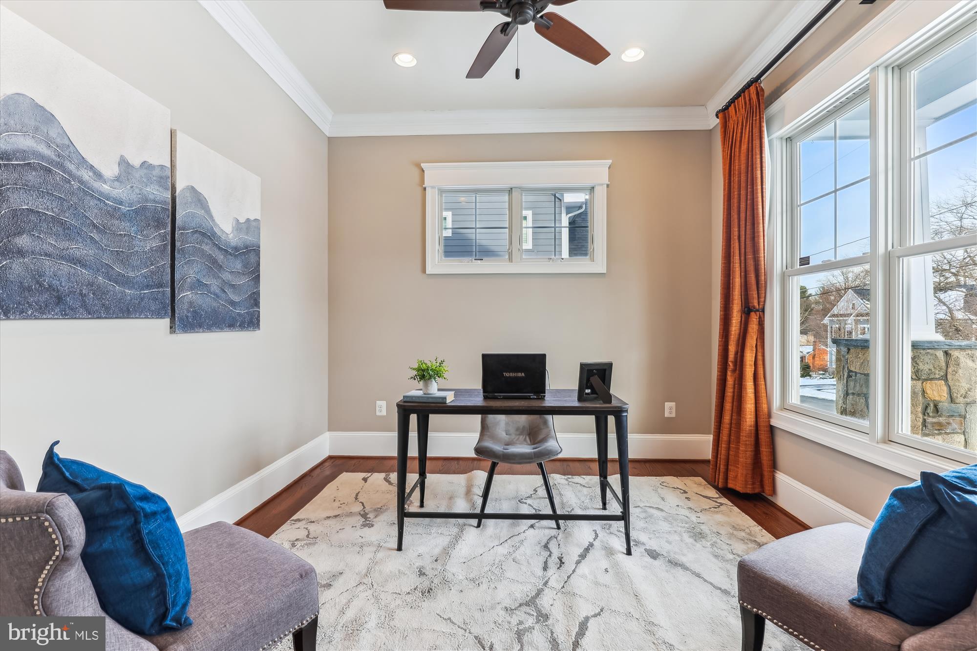 VIENNA HILLS - Residential