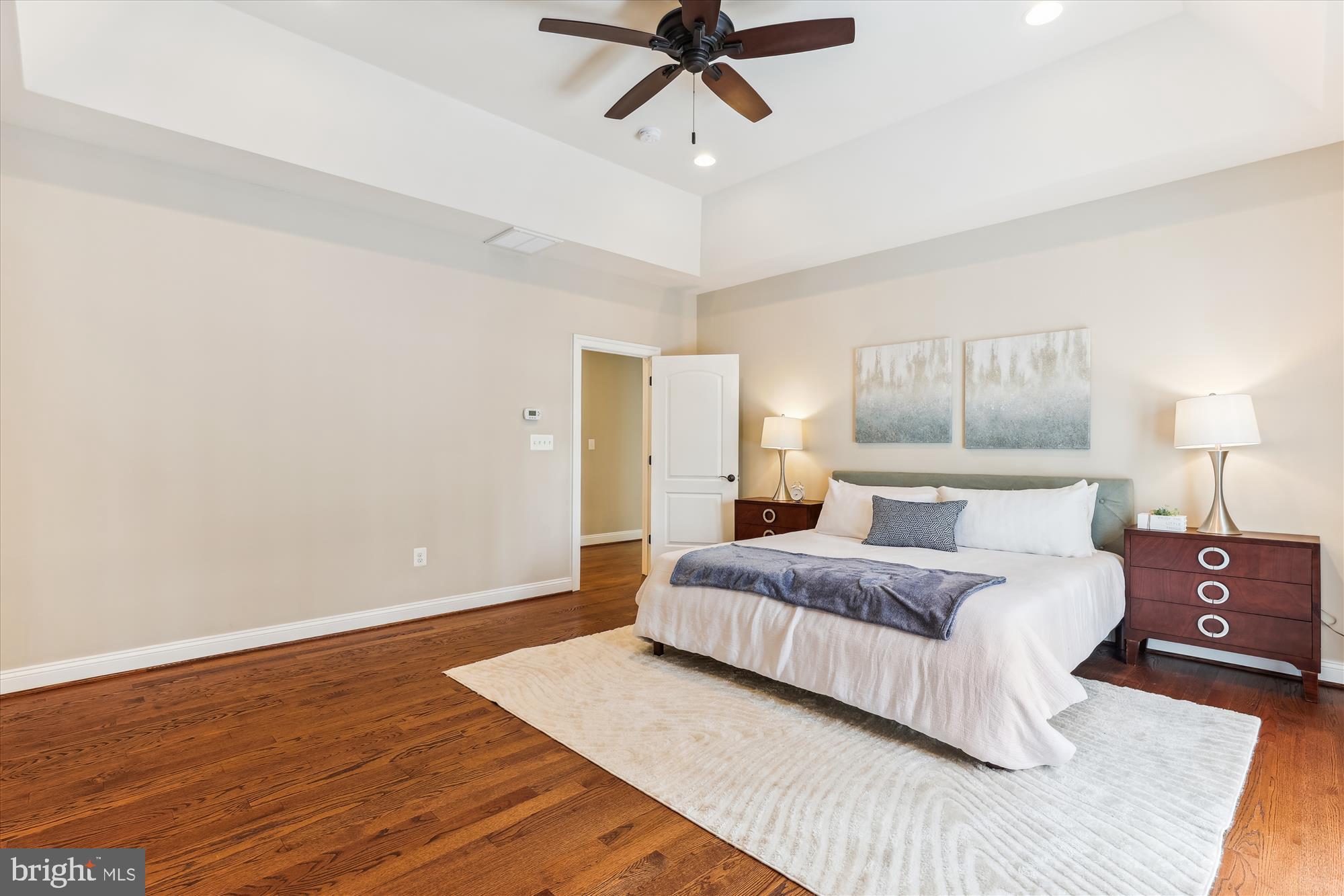 VIENNA HILLS - Residential