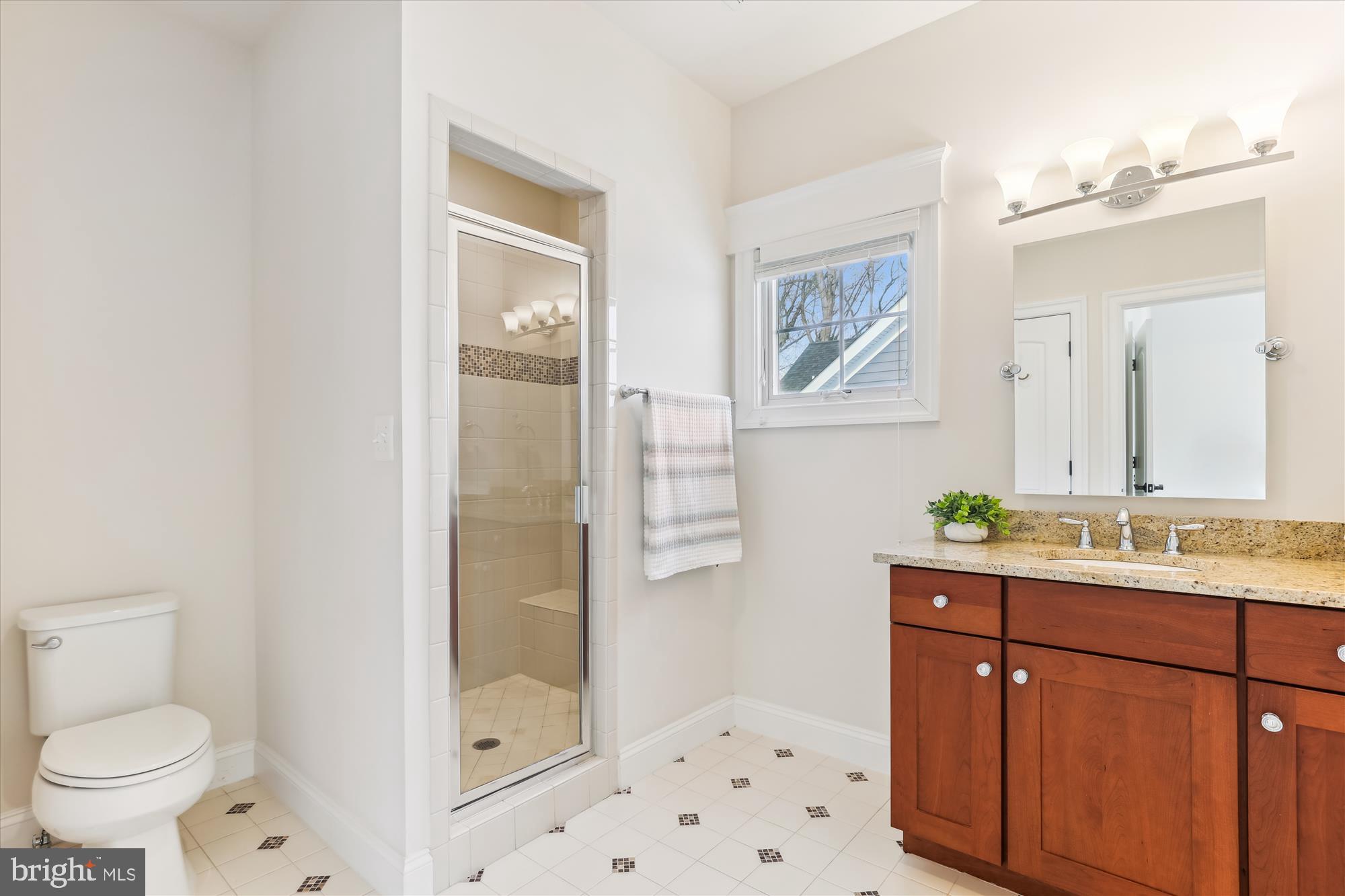 VIENNA HILLS - Residential