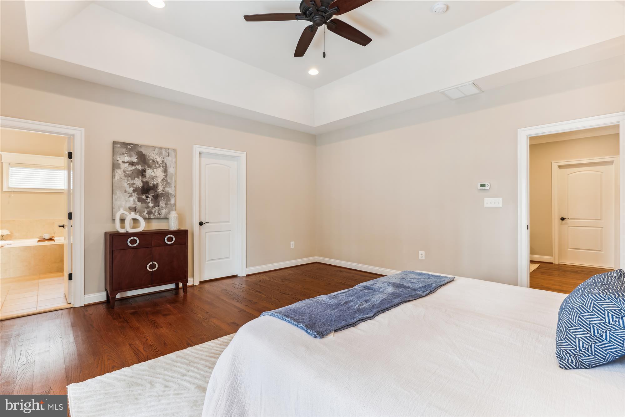 VIENNA HILLS - Residential