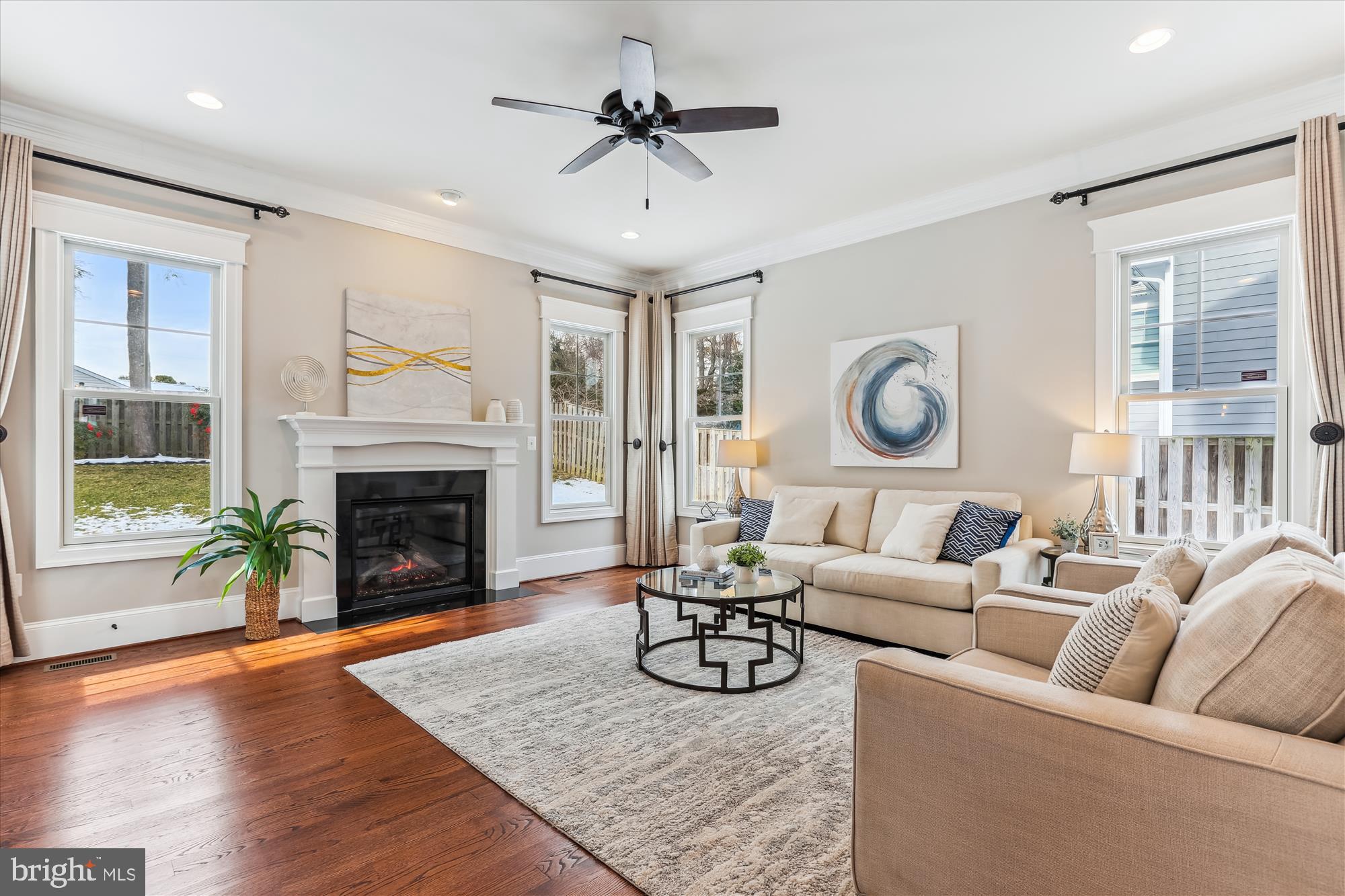 VIENNA HILLS - Residential