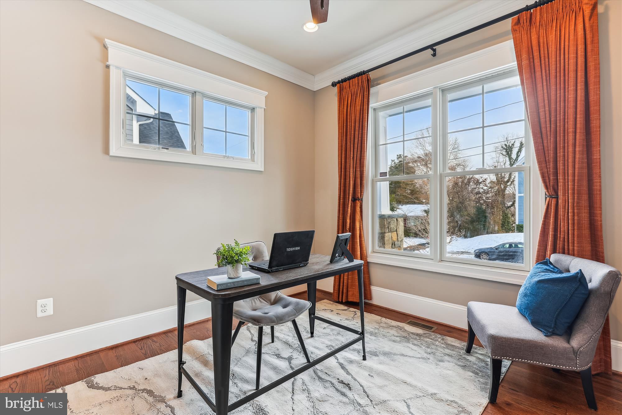 VIENNA HILLS - Residential