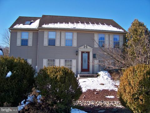 Photo of 248 S Lime Street, Quarryville, PA 17566 (MLS # PALA2047266)