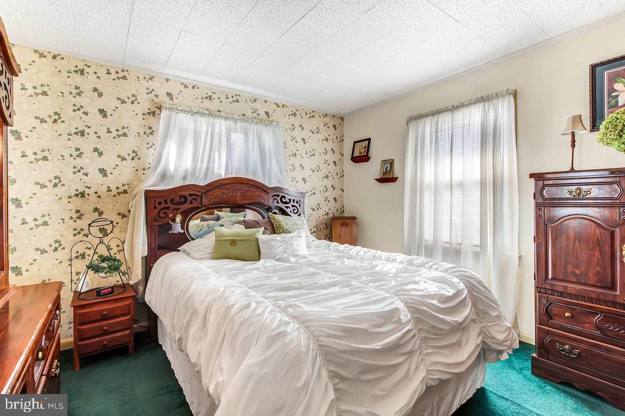HIGHLAND AVENUE - Residential