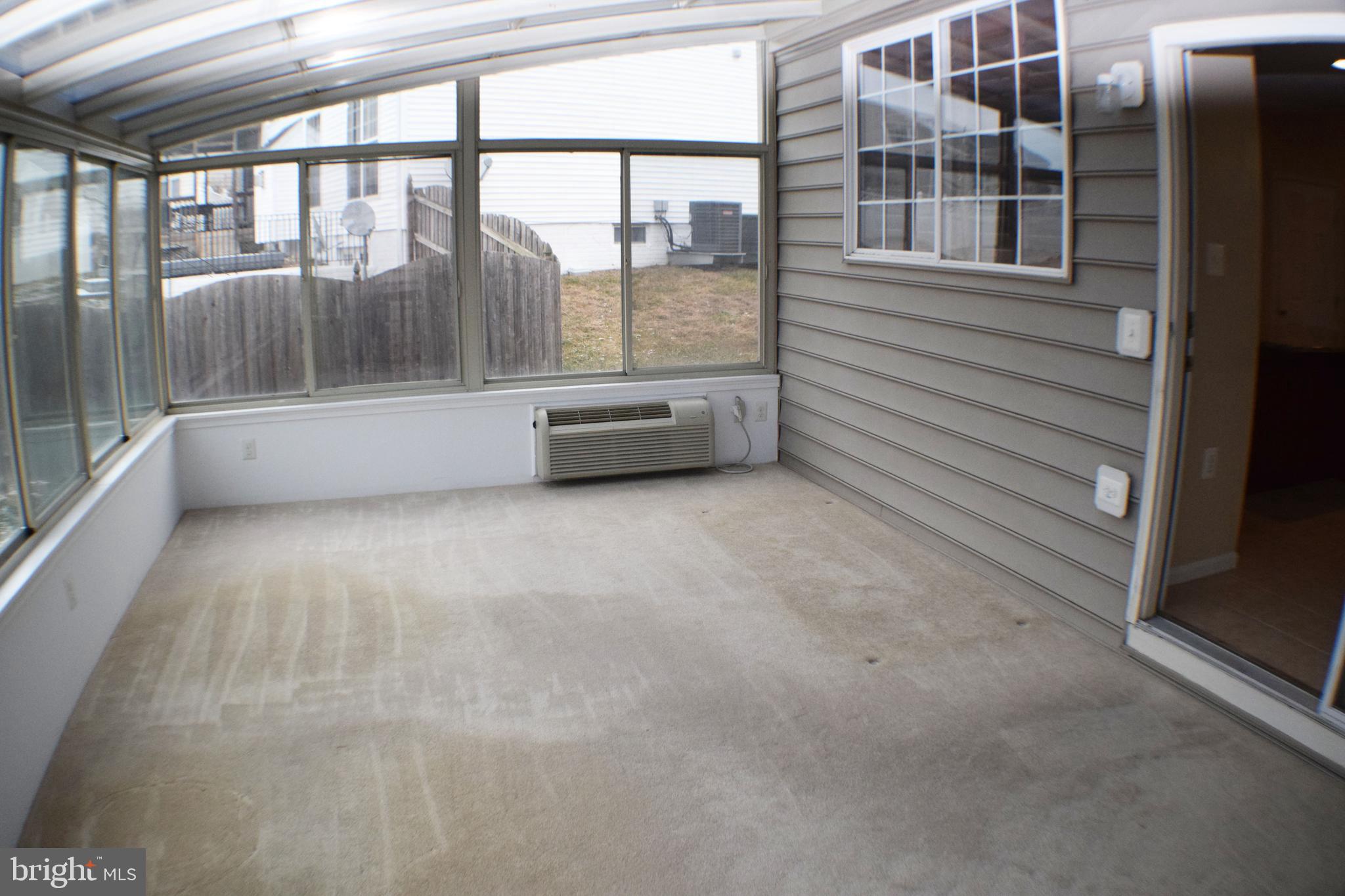 LYNNEHAVEN - Residential